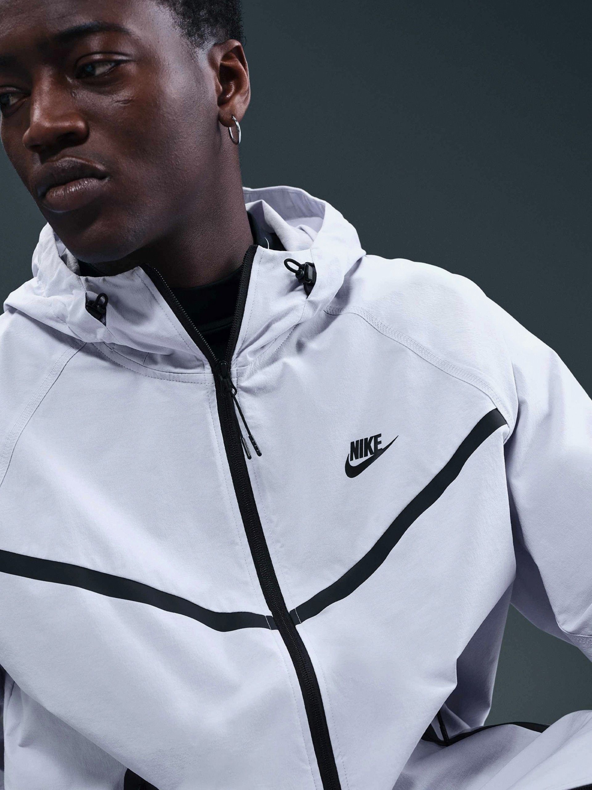 Chaqueta Cortavientos con Capucha Nike Tech Woven Azul Para Hombre