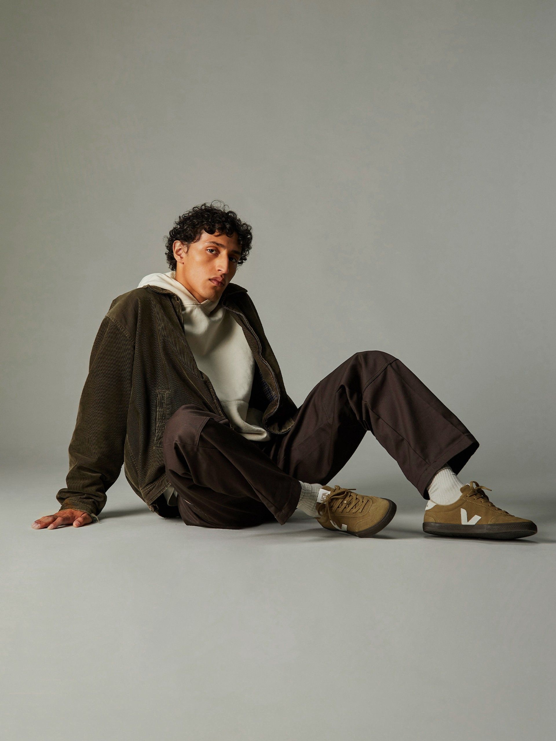 Zapatillas VEJA Volley Camel De Gamuza