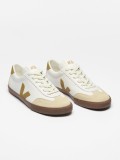 Sapatilhas VEJA Volley Brancas e Camel
