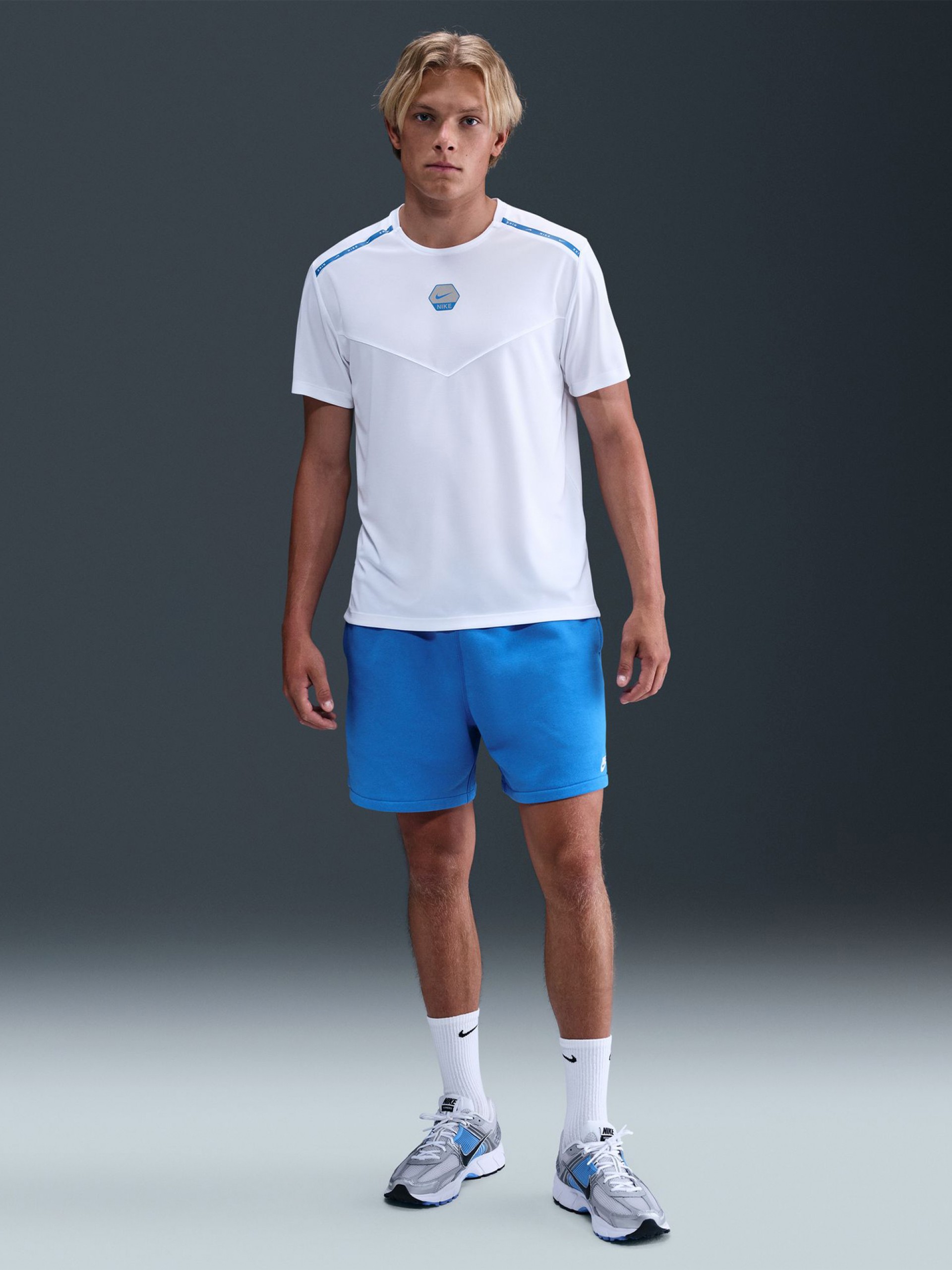 T-shirt Nike Sportswear Tape Branca Para Homem