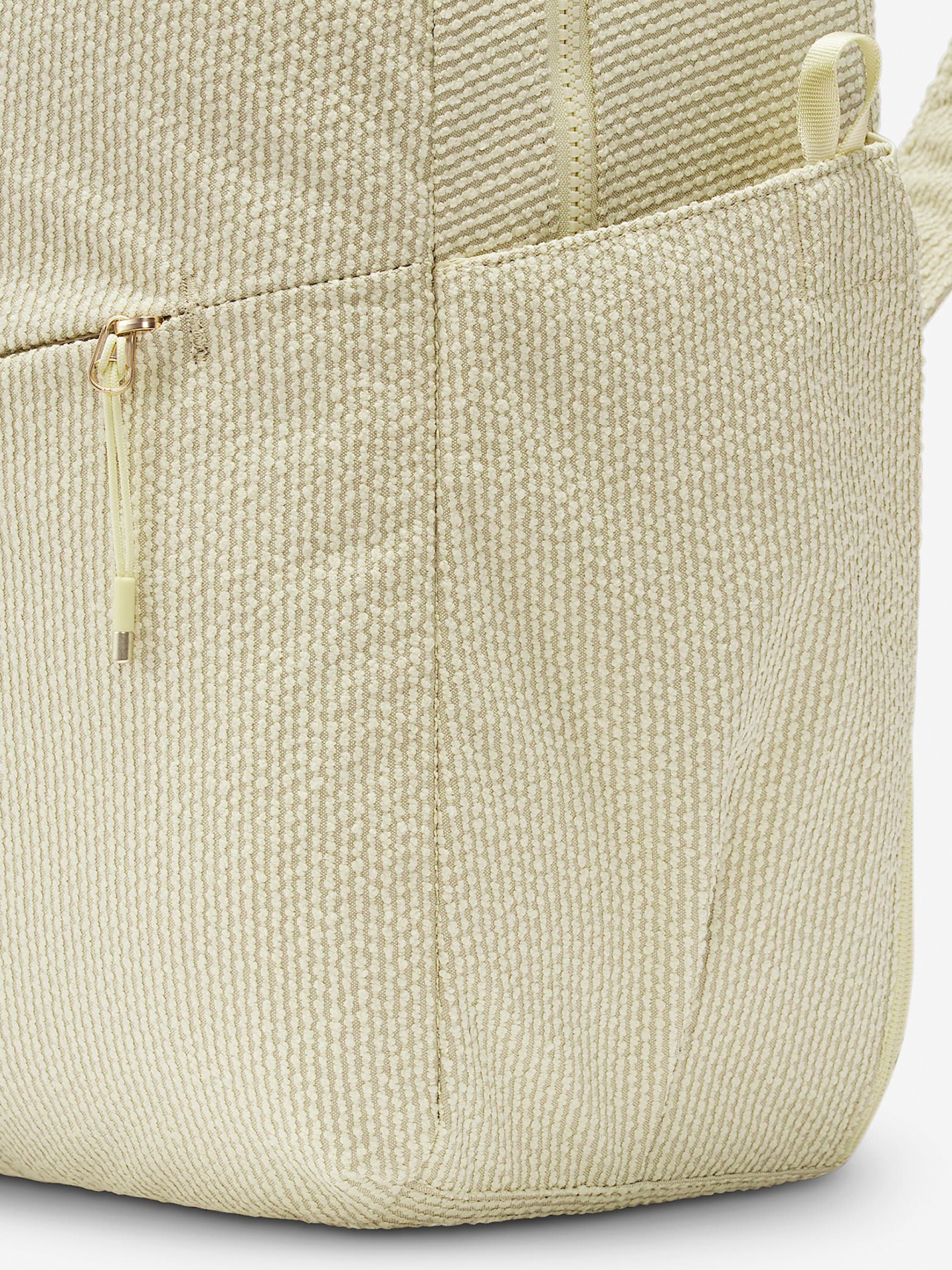 Mochila Nike Aura 24L Beige