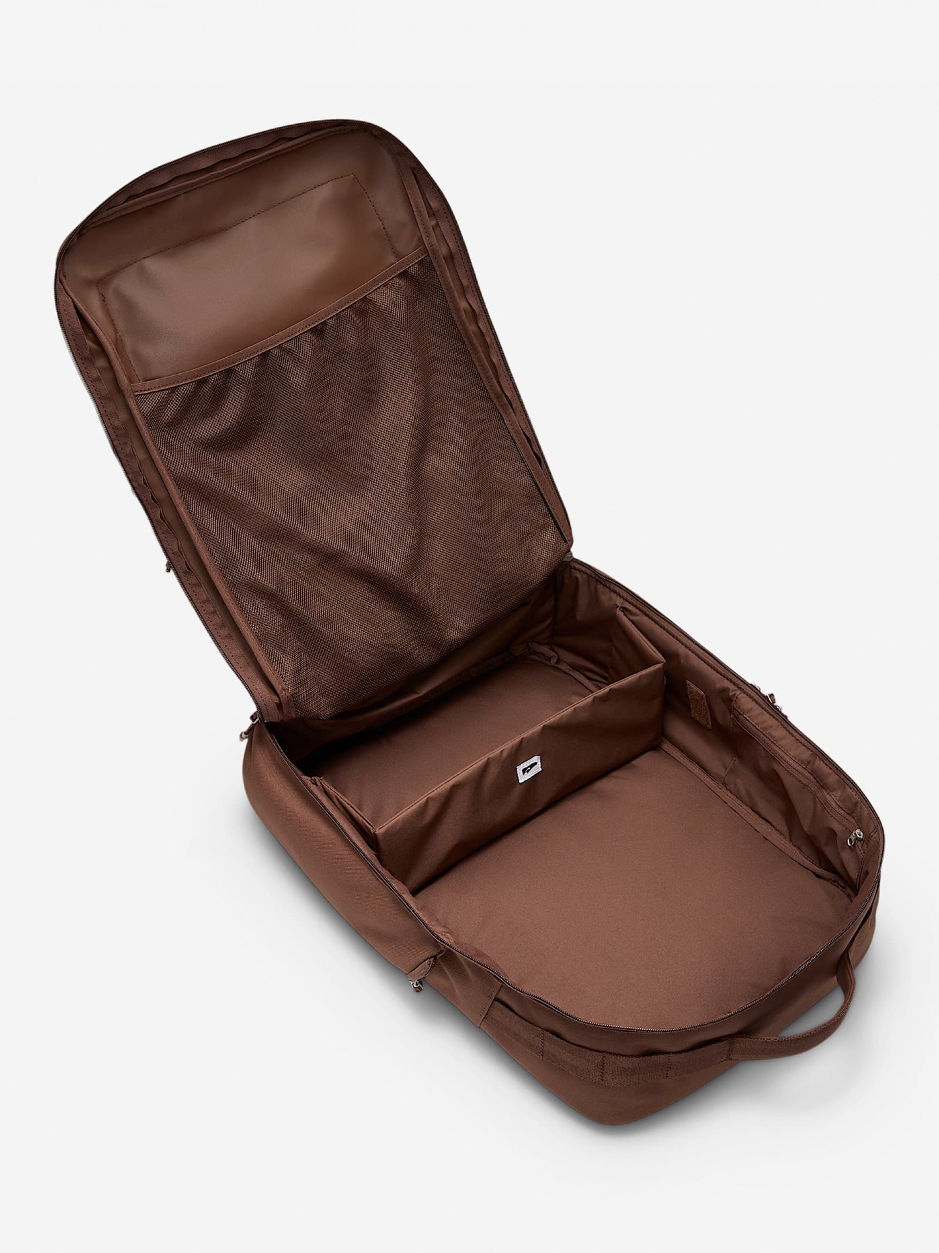 Mochila Nike Utility Elite 37L Castanha