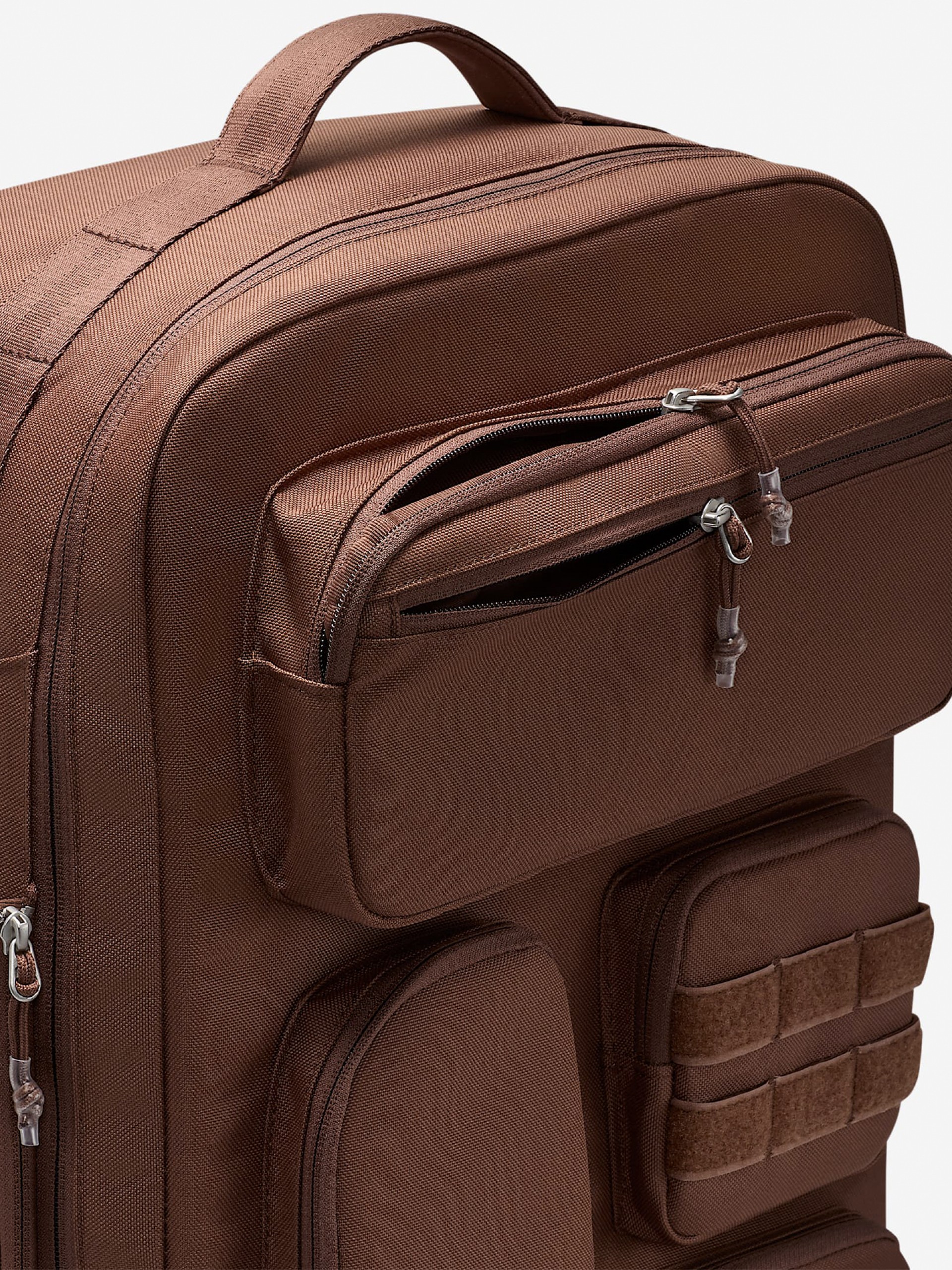 Mochila Nike Utility Elite 37L Castanha