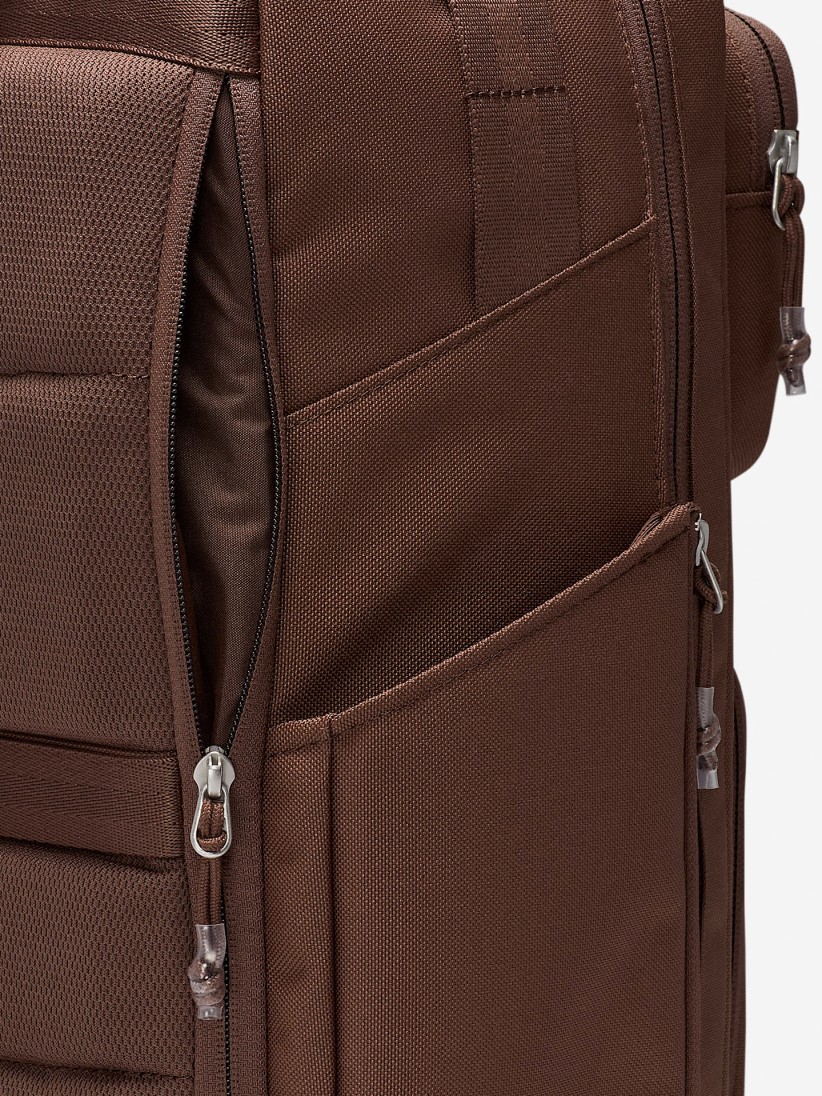 Mochila Nike Utility Elite 37L Castanha