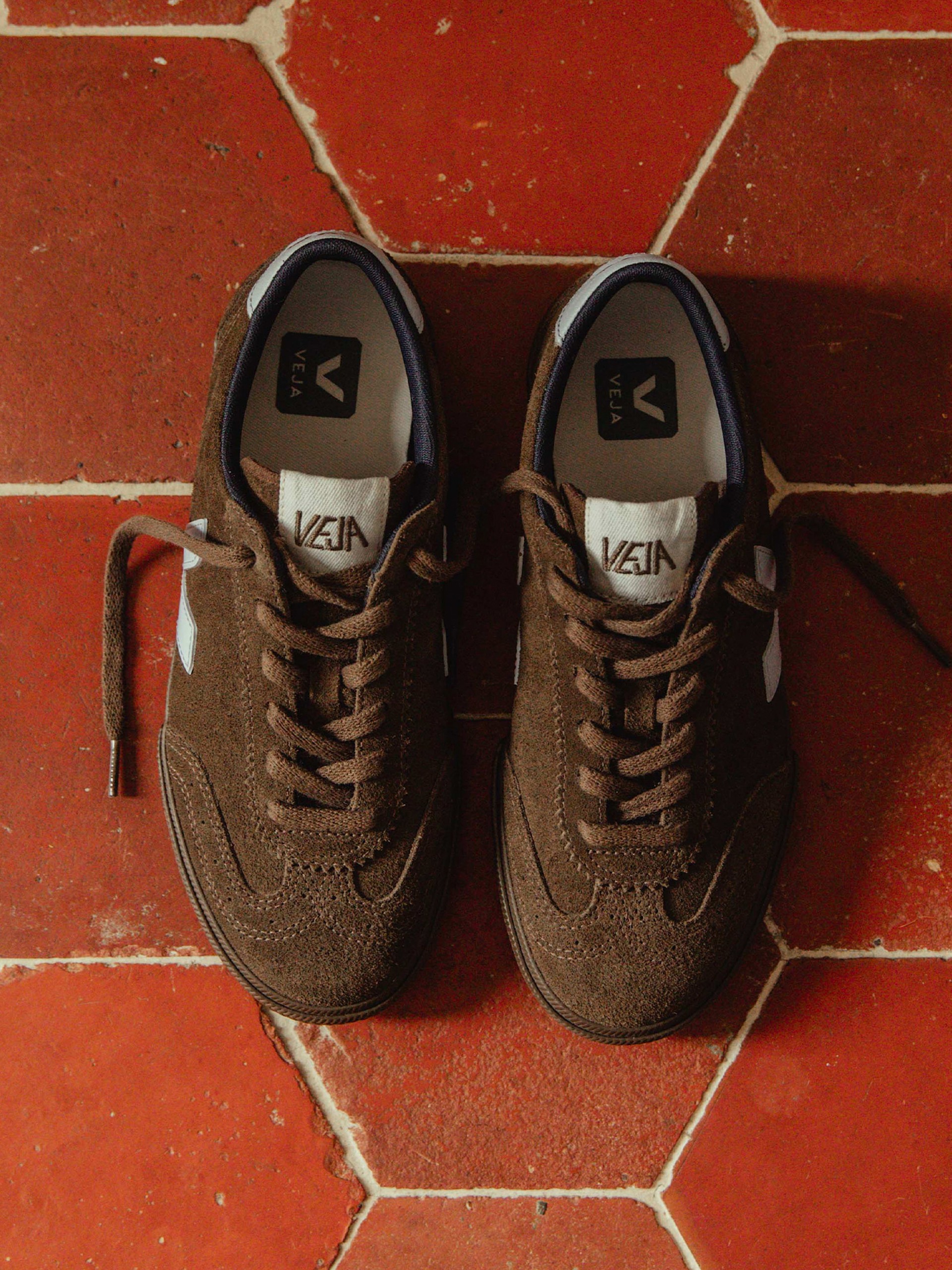 Zapatillas VEJA Volley Marrones De Gamuza