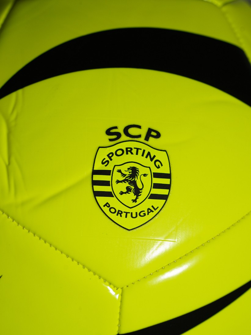 Bola Nike Pitch 25 Sporting C. P.