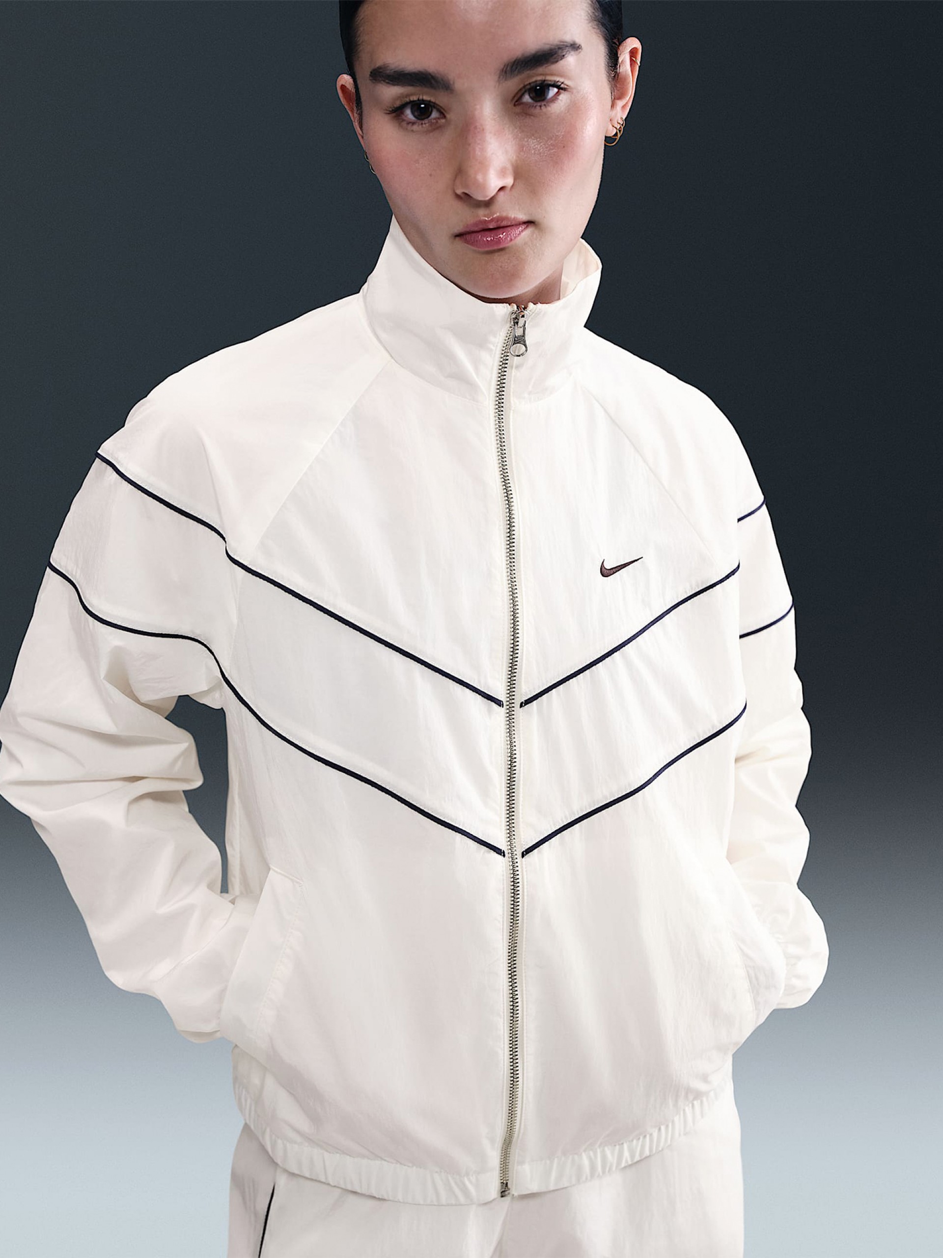 Nike Windrunner Loose UV Woven White Jacket For Women