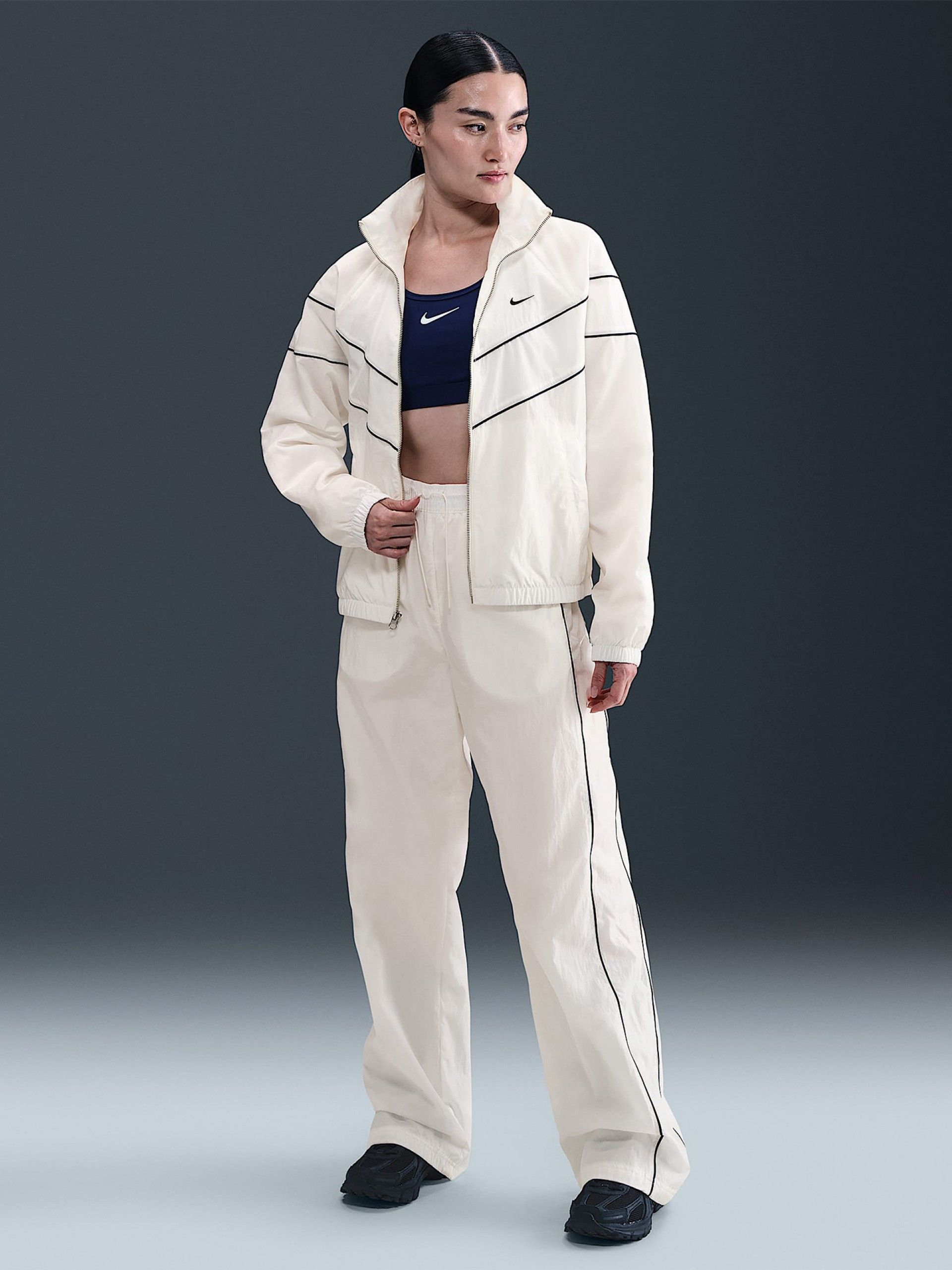 Nike Windrunner Loose UV Woven White Jacket For Women