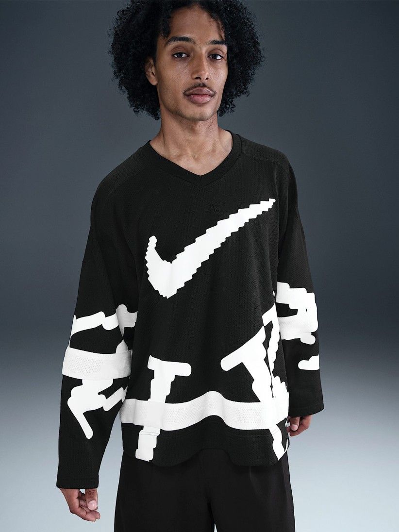Camisola Nike Sportswear Club Preta e Branca Para Homem