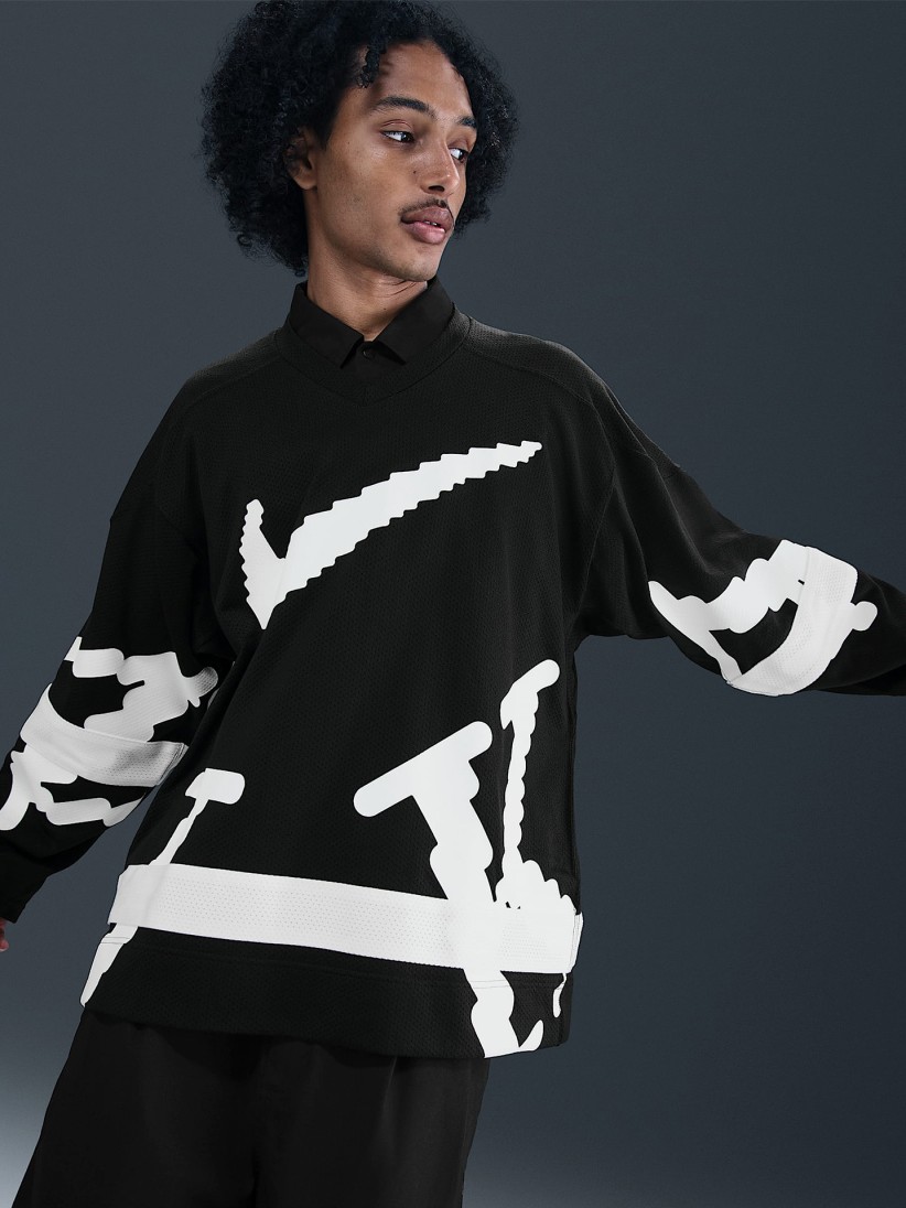 Camisola Nike Sportswear Club Preta e Branca Para Homem