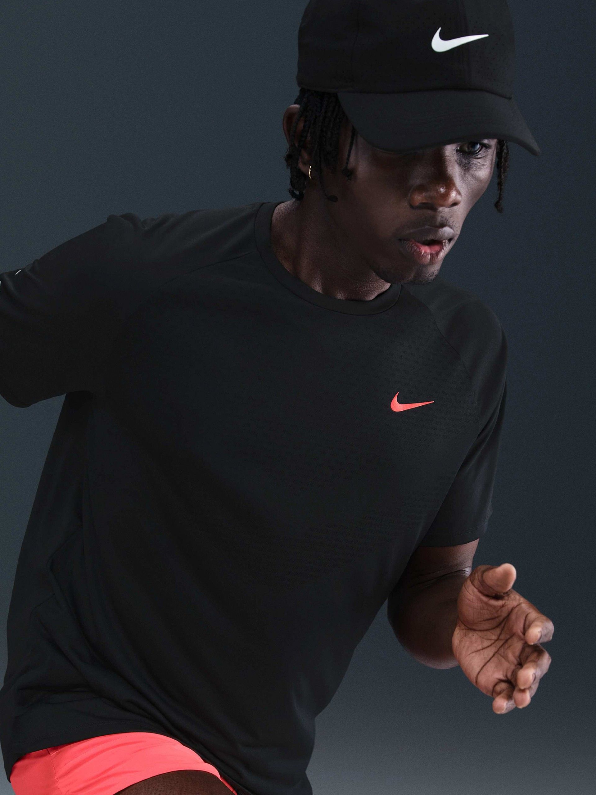 T-shirt de Running Nike Stride Dri-FIT ADV Preta Para Homem