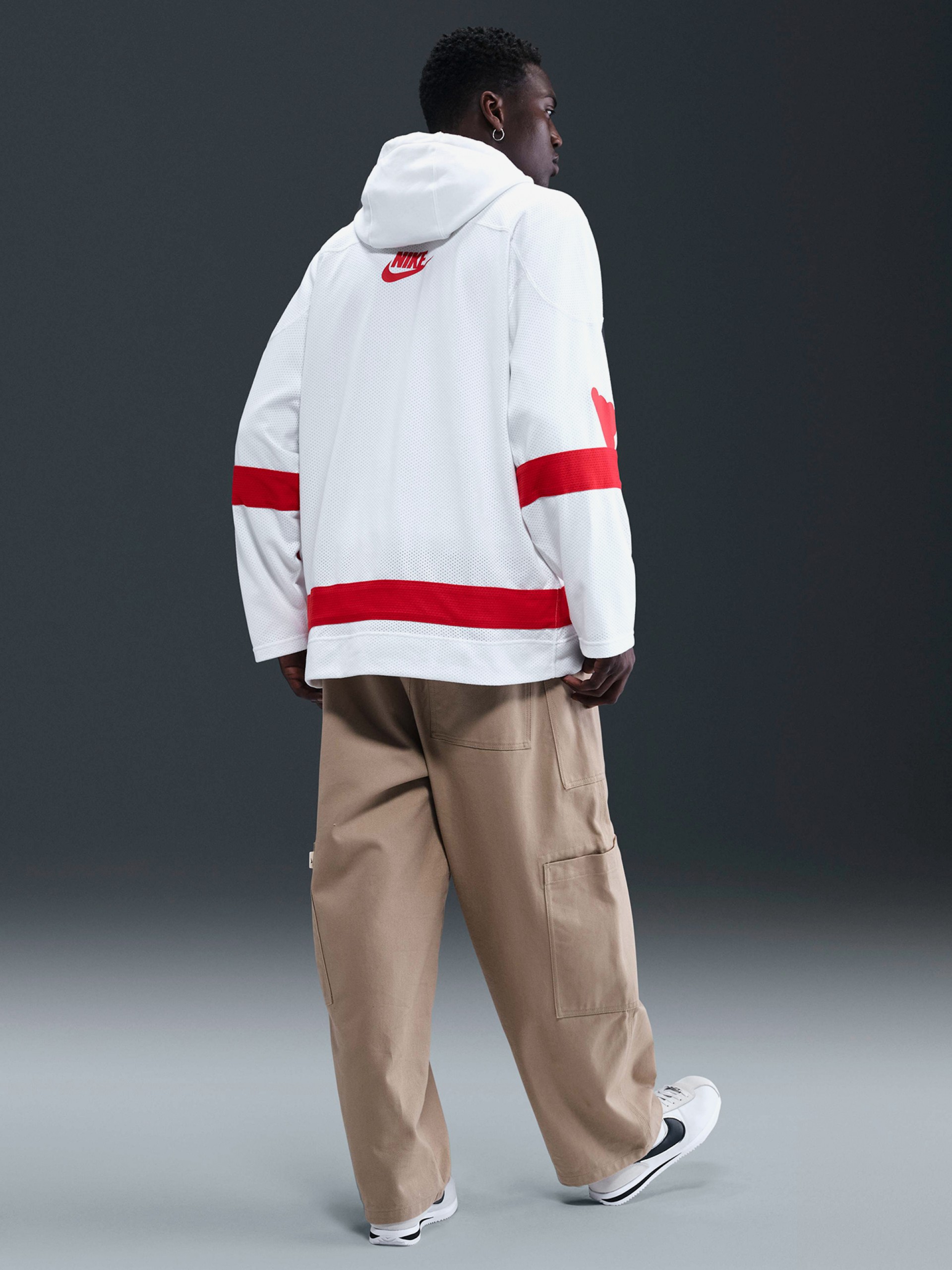 Nike Sportswear Club White and Red Sweater For Men