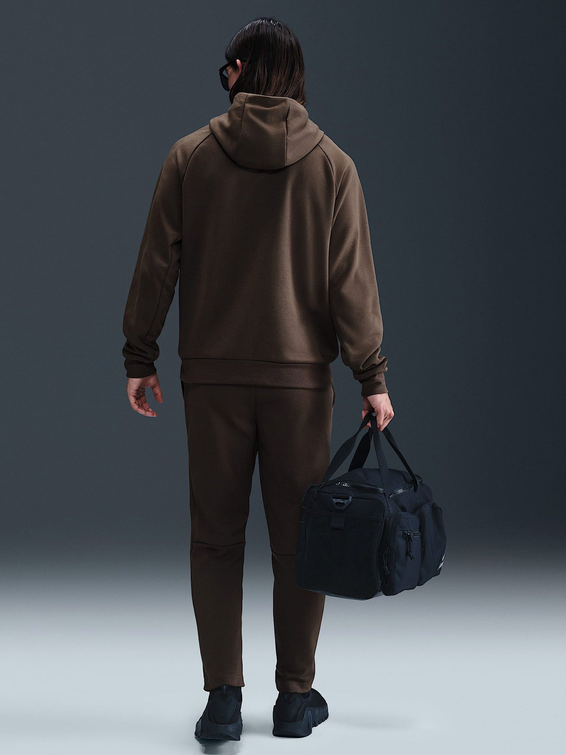 Camisola com Capuz de Treino Nike Primary Fleece UV Dri-FIT Castanha Para Homem