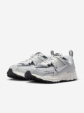 Sapatilhas Nike Vomero 5 Cinzentas e Prateadas Jnior