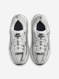 Sapatilhas Nike Vomero 5 Cinzentas e Prateadas Jnior