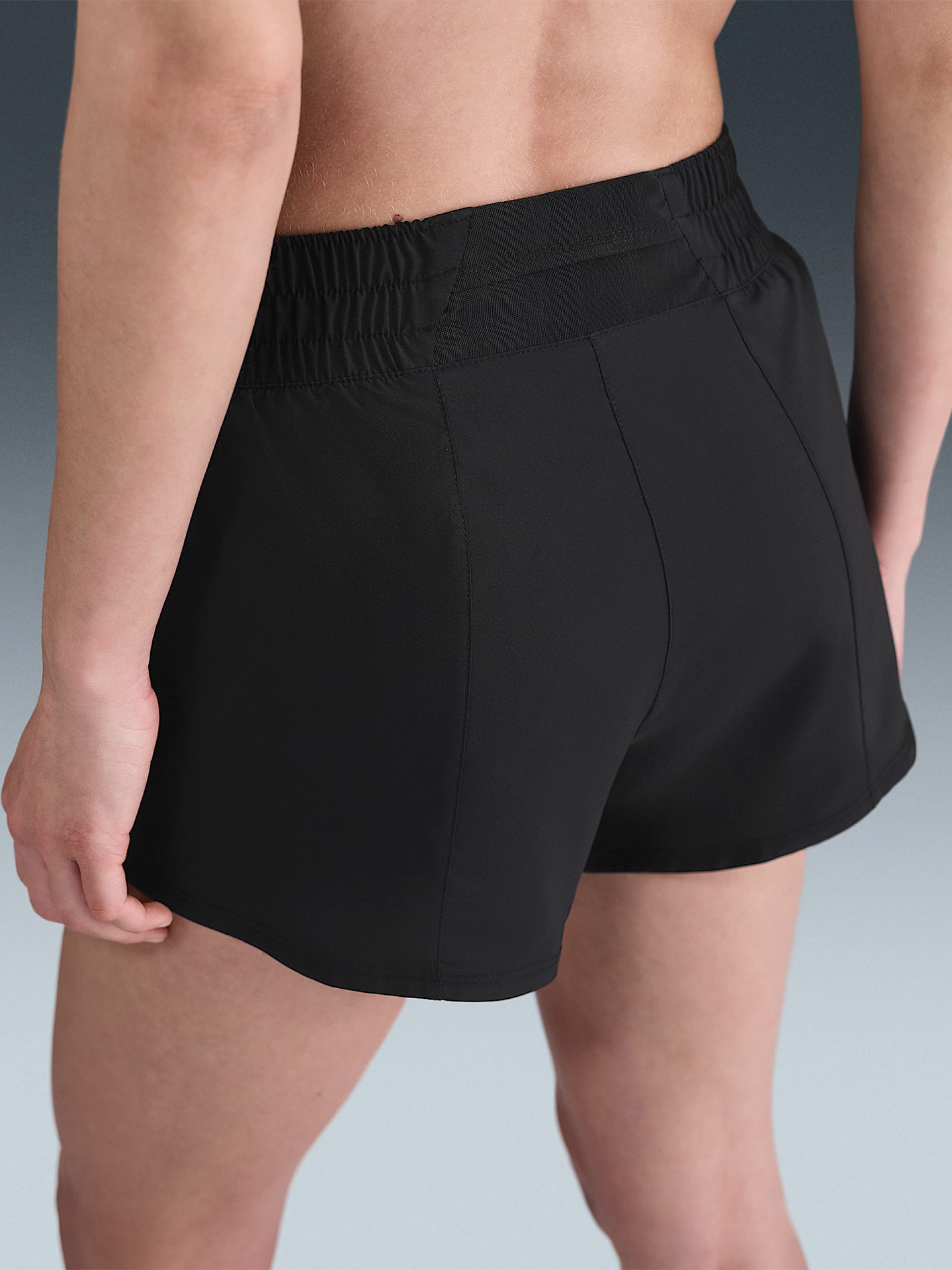 Calções de Running Nike Swoosh Dri-FIT Mid-Rise Loose 7.5cm Pretos Para Mulher