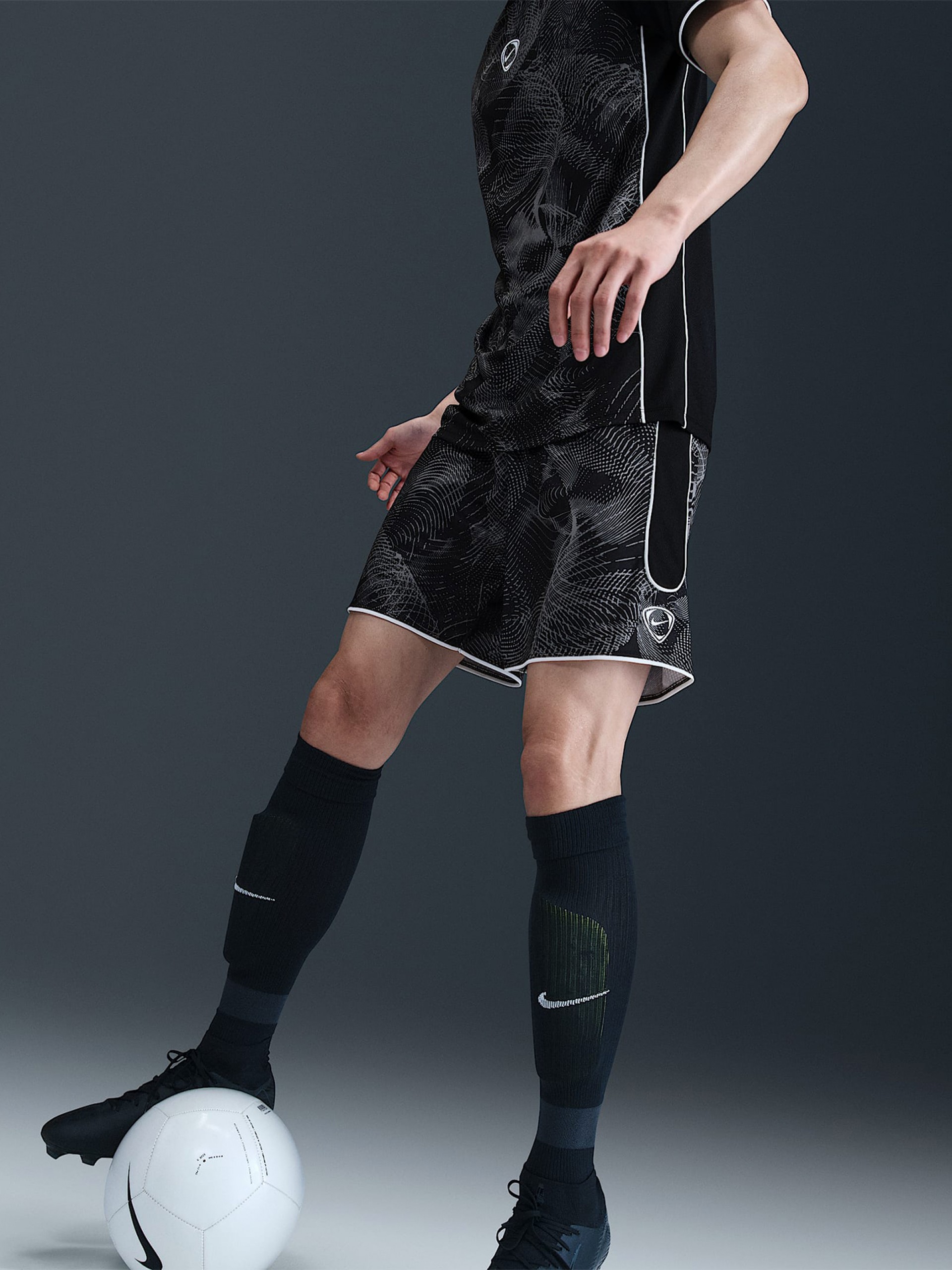 Nike Dri-FIT Academy+ 22cm Black Football Shorts For Men