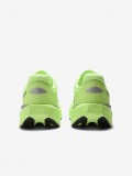 Sapatilhas New Balance FuelCell Rebel v5 Verdes e Prateadas Para Homem
