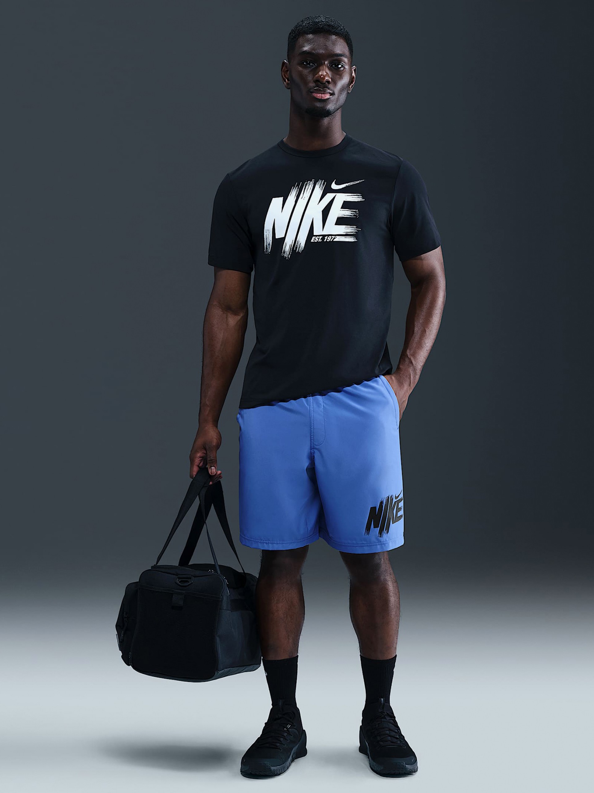Calções de Treino Nike Form Dri-FIT 23cm Azuis Para Homem
