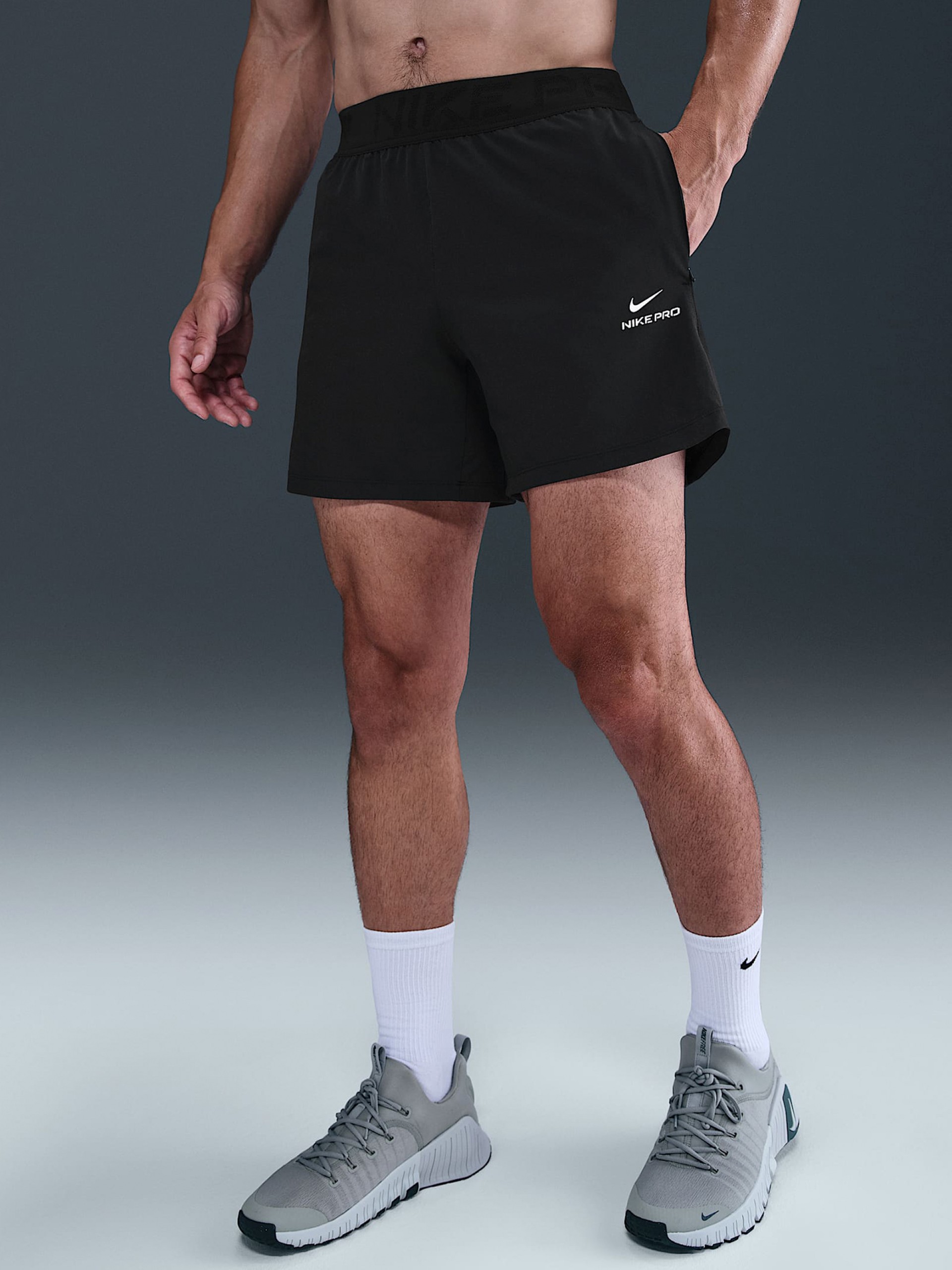 Nike Pro Dri-FIT 15cm Black Training Shorts For Men