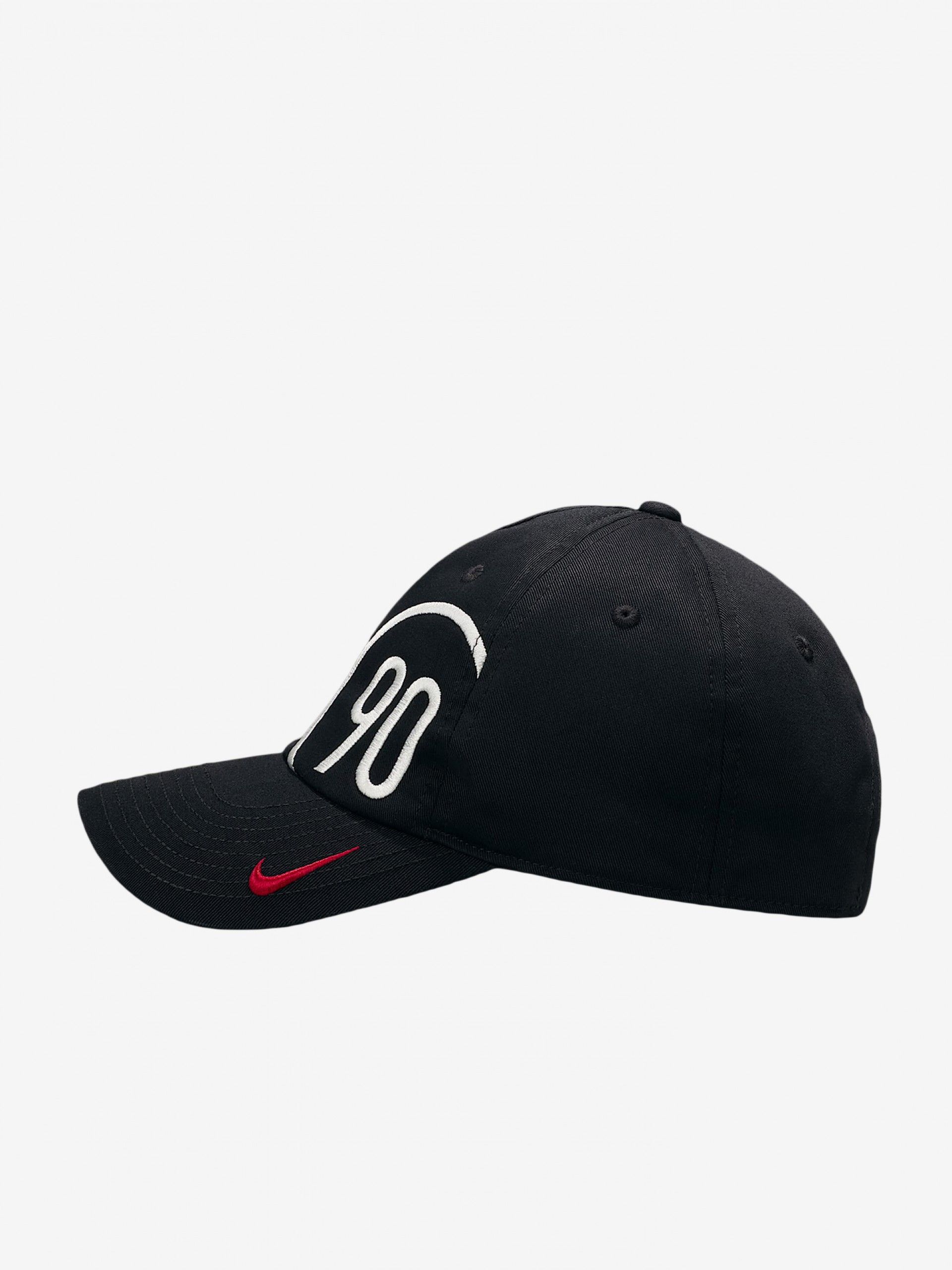 Gorra Nike Club Total 90 Negra