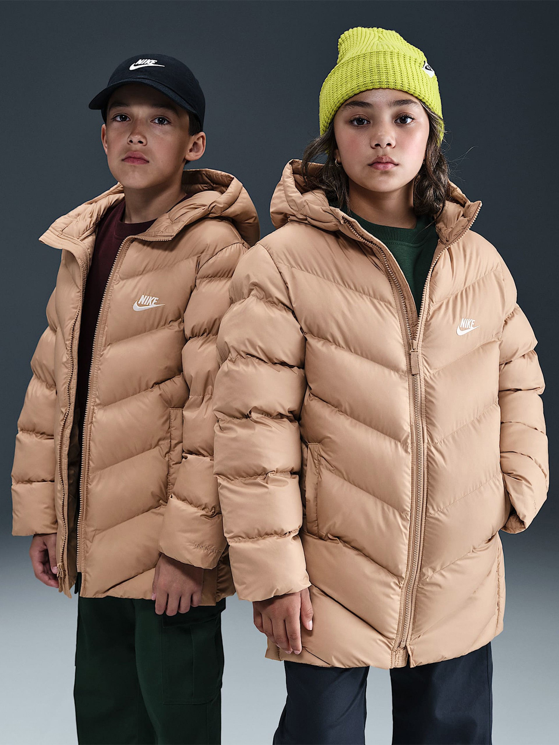 Chaqueta con Capucha Nike Sportswear All Day Play Therma-FIT Loose Júnior Beige