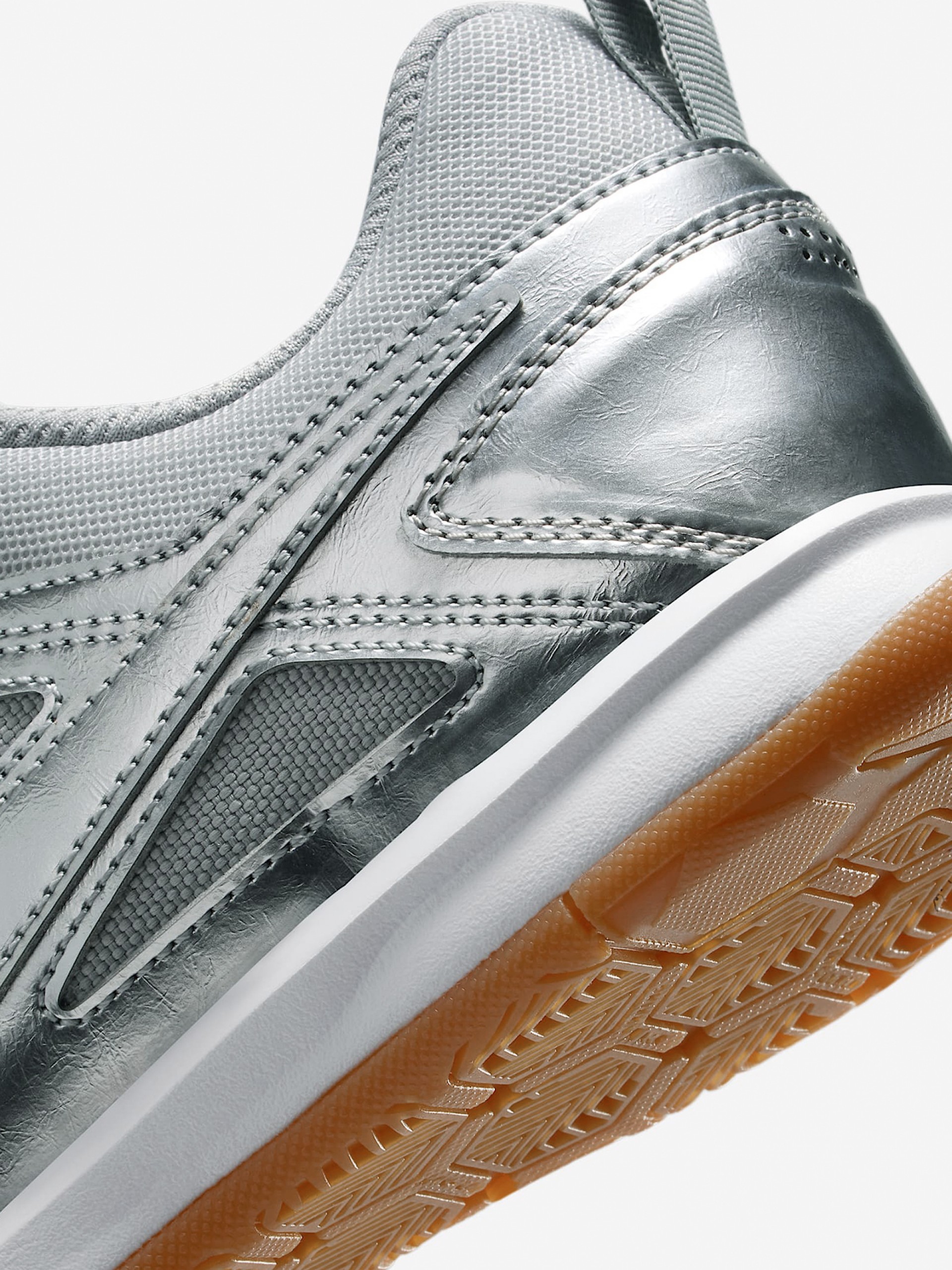 Sapatilhas Nike Gato LV8 Prateadas Júnior