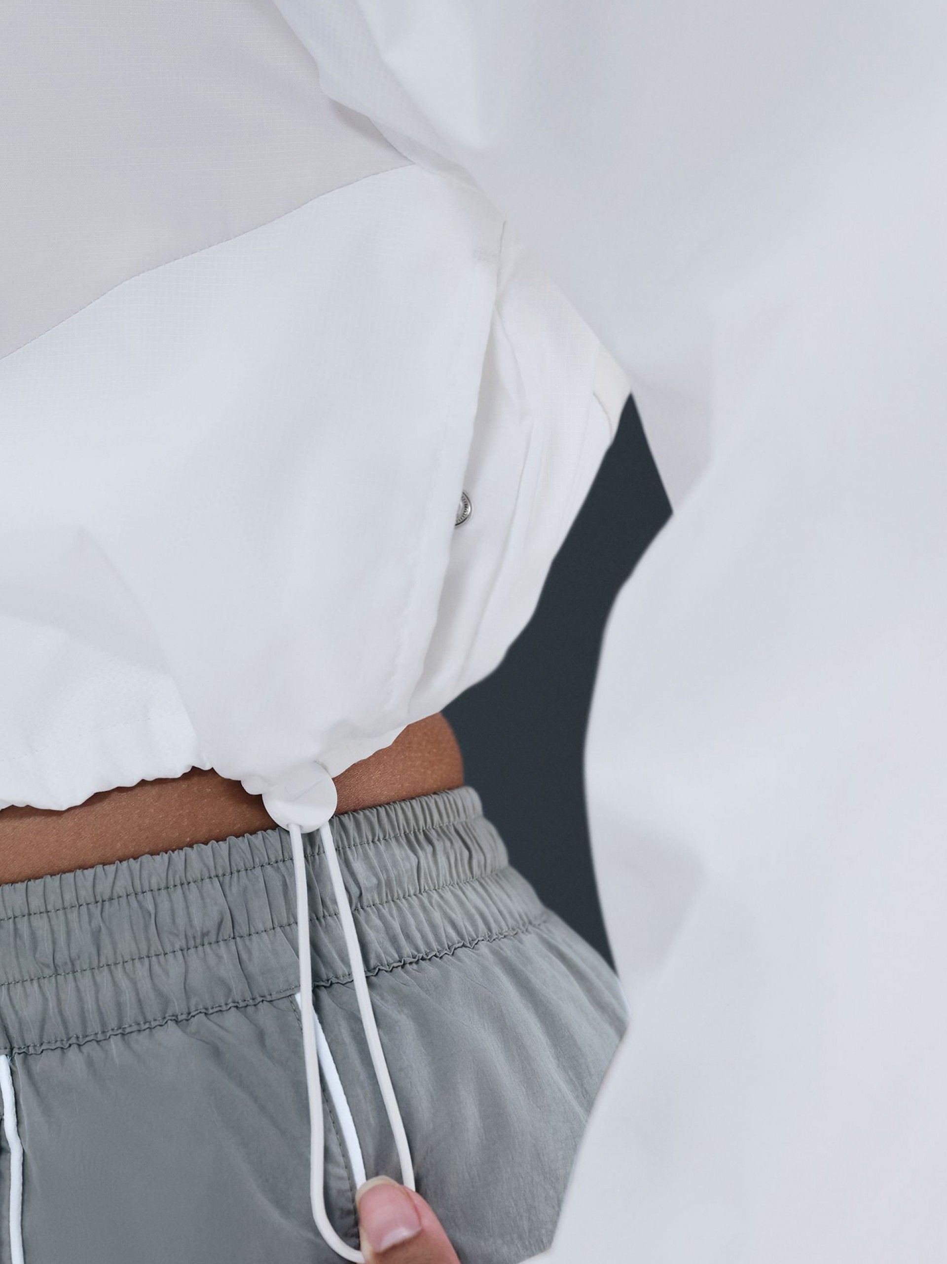 Nike Sportswear White Hooded Windbreaker Jacket For Women