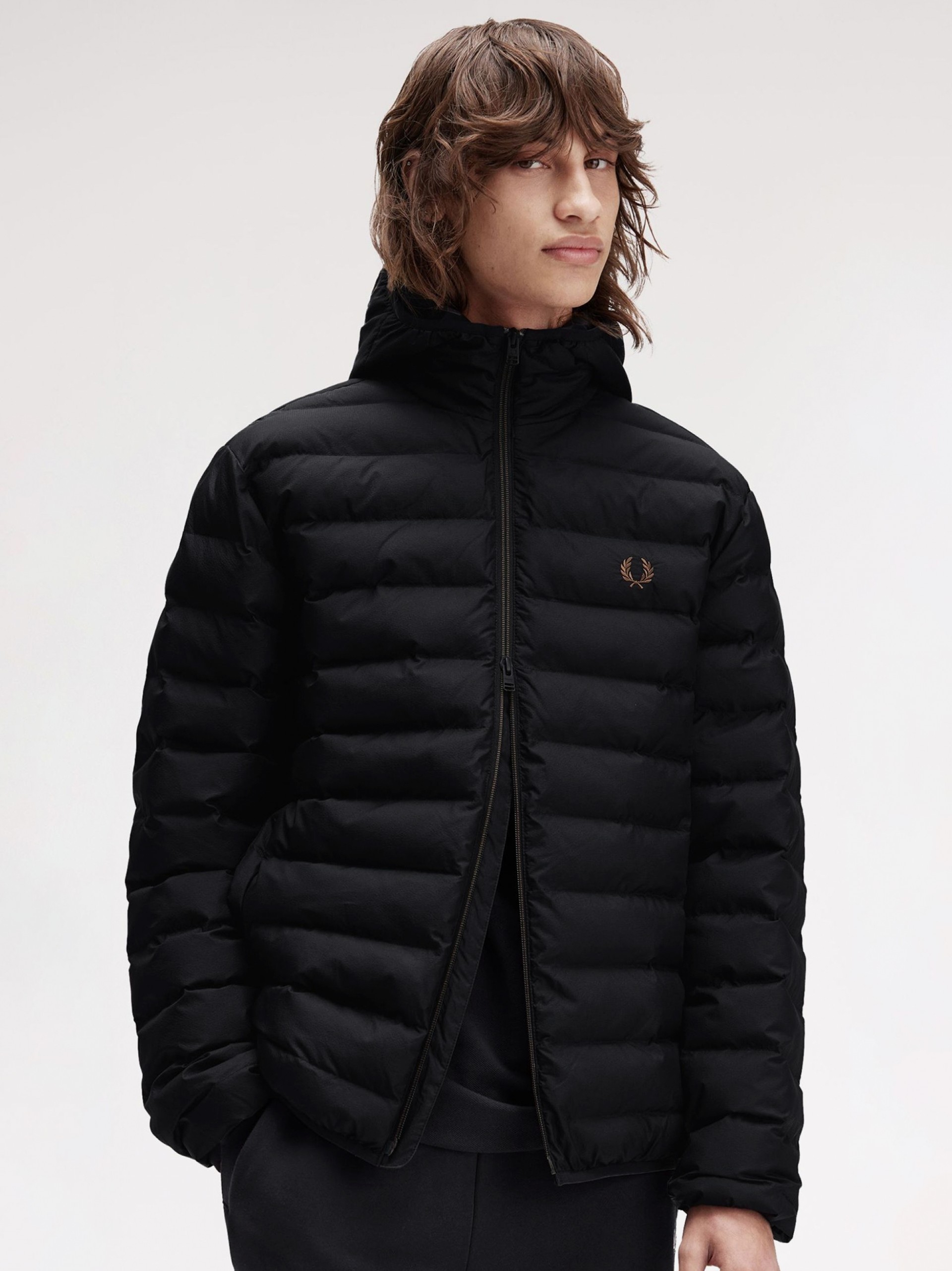 Casaco com Capuz Fred Perry Hooded Insulated Preto