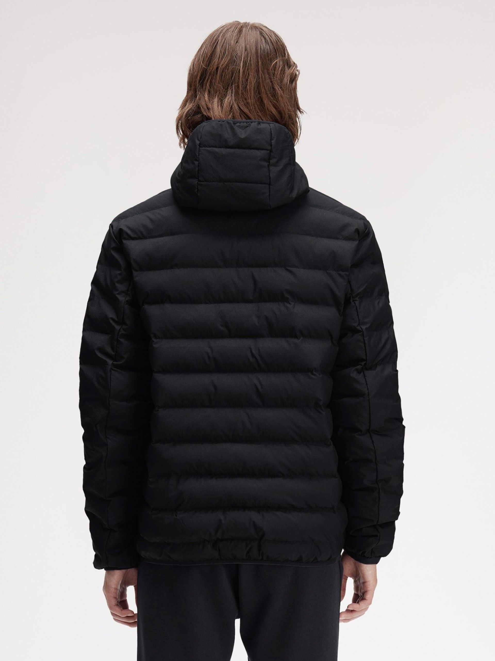Chaqueta con Capucha Fred Perry Hooded Insulated Negra