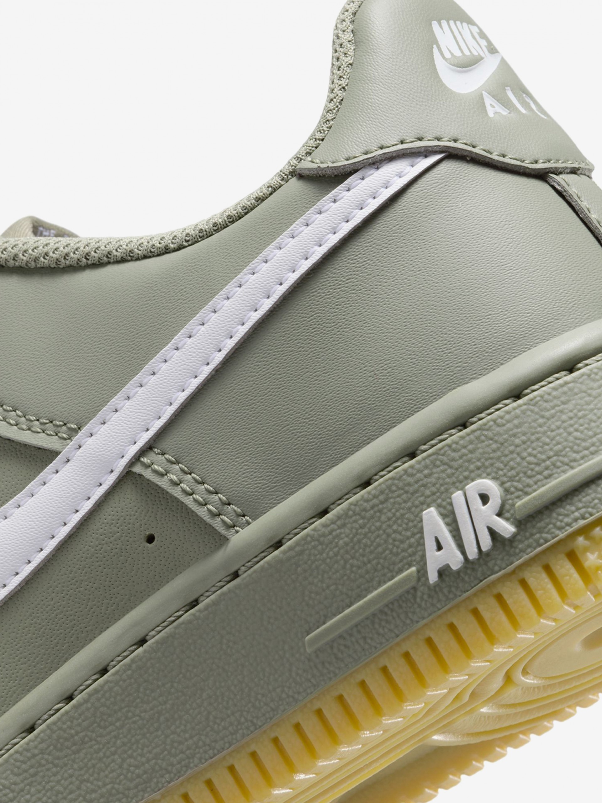 Sapatilhas Nike Air Force 1 LV8 Verdes Júnior