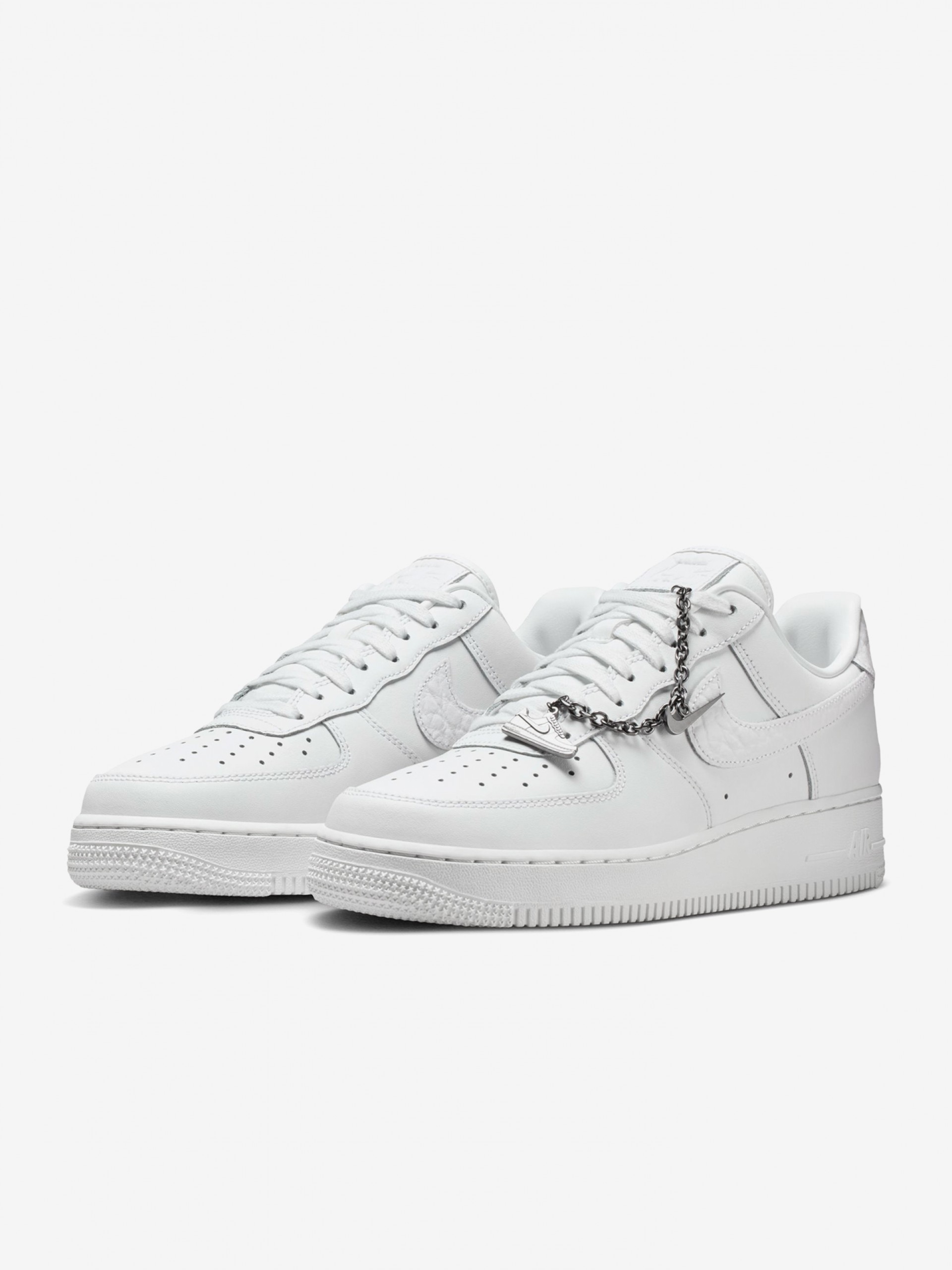 Sapatilhas Nike Air Force 1 07 Low Brancas Para Mulher