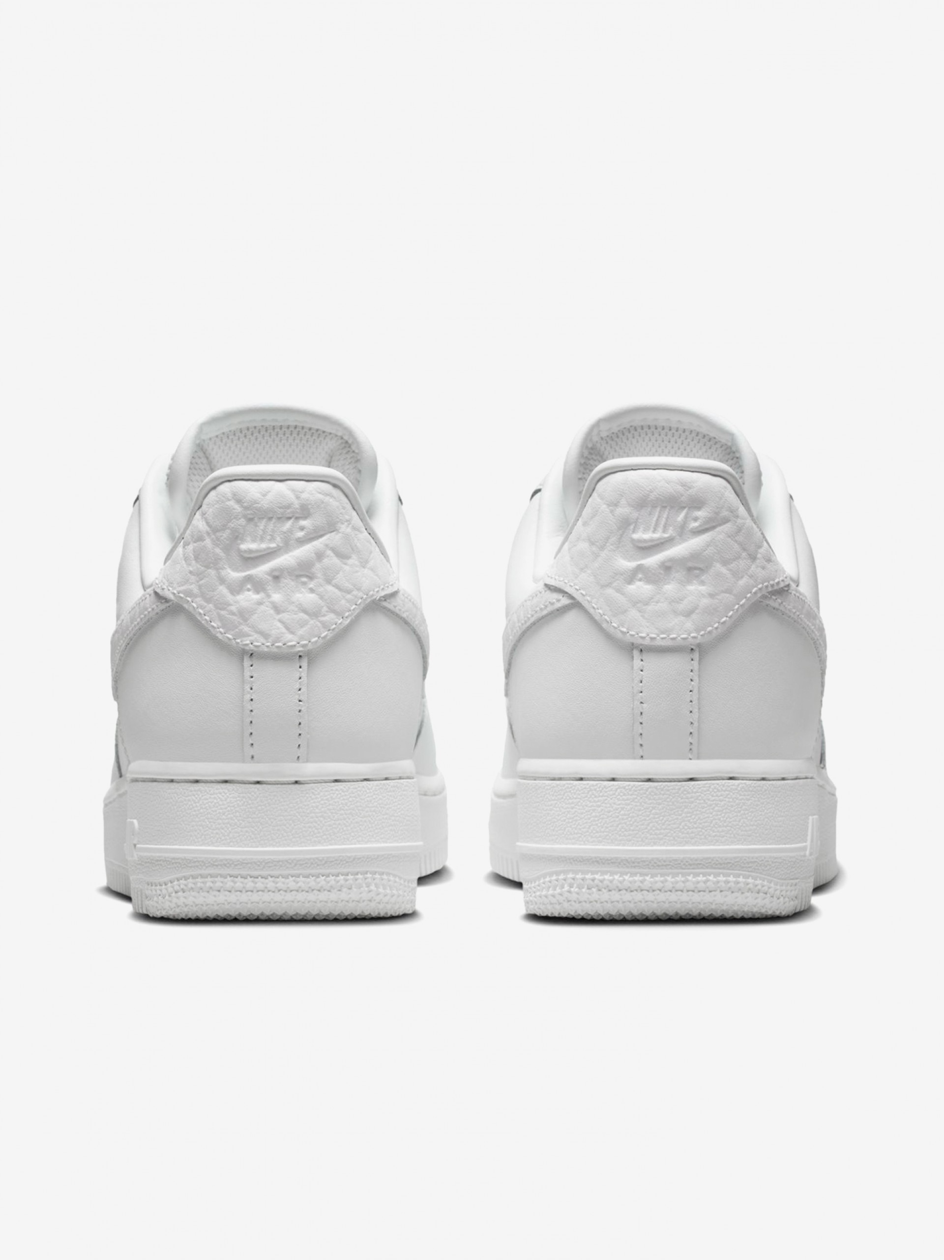 Sapatilhas Nike Air Force 1 07 Low Brancas Para Mulher