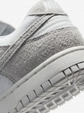 Sapatilhas Nike Dunk Low Cinzentas Em Pele e Camura Para Mulher