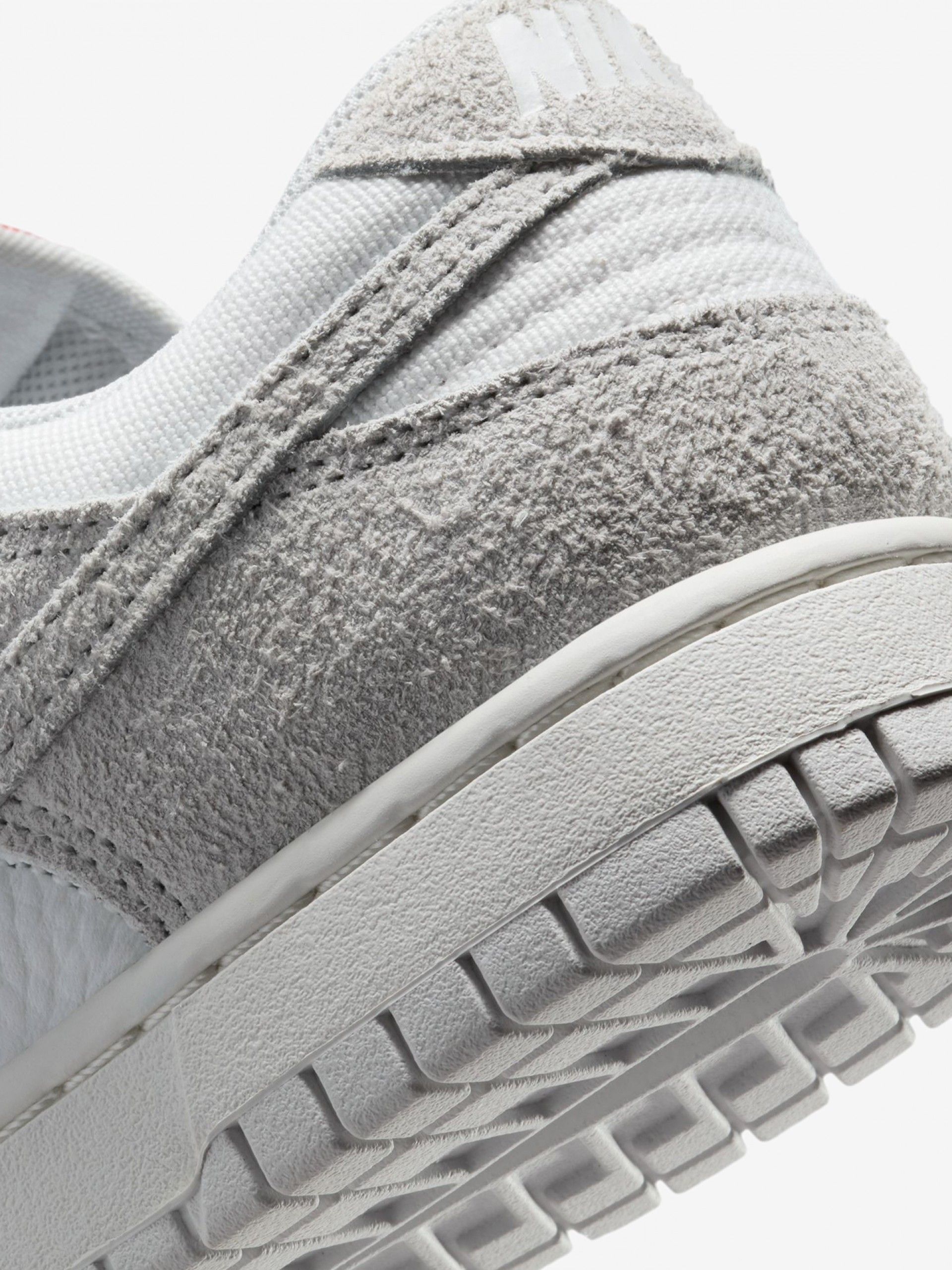 Sapatilhas Nike Dunk Low Cinzentas Em Pele e Camurça Para Mulher