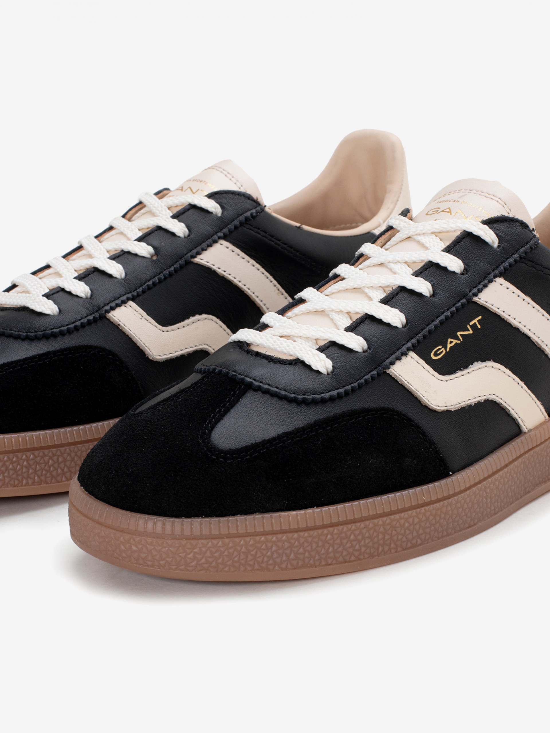 Sapatilhas Gant Cuzima Pretas e Bege Em Pele e Camurça Para Mulher