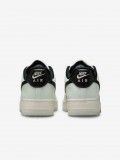 Sapatilhas Nike Air Force 1 GORE-TEX Bege Para Homem