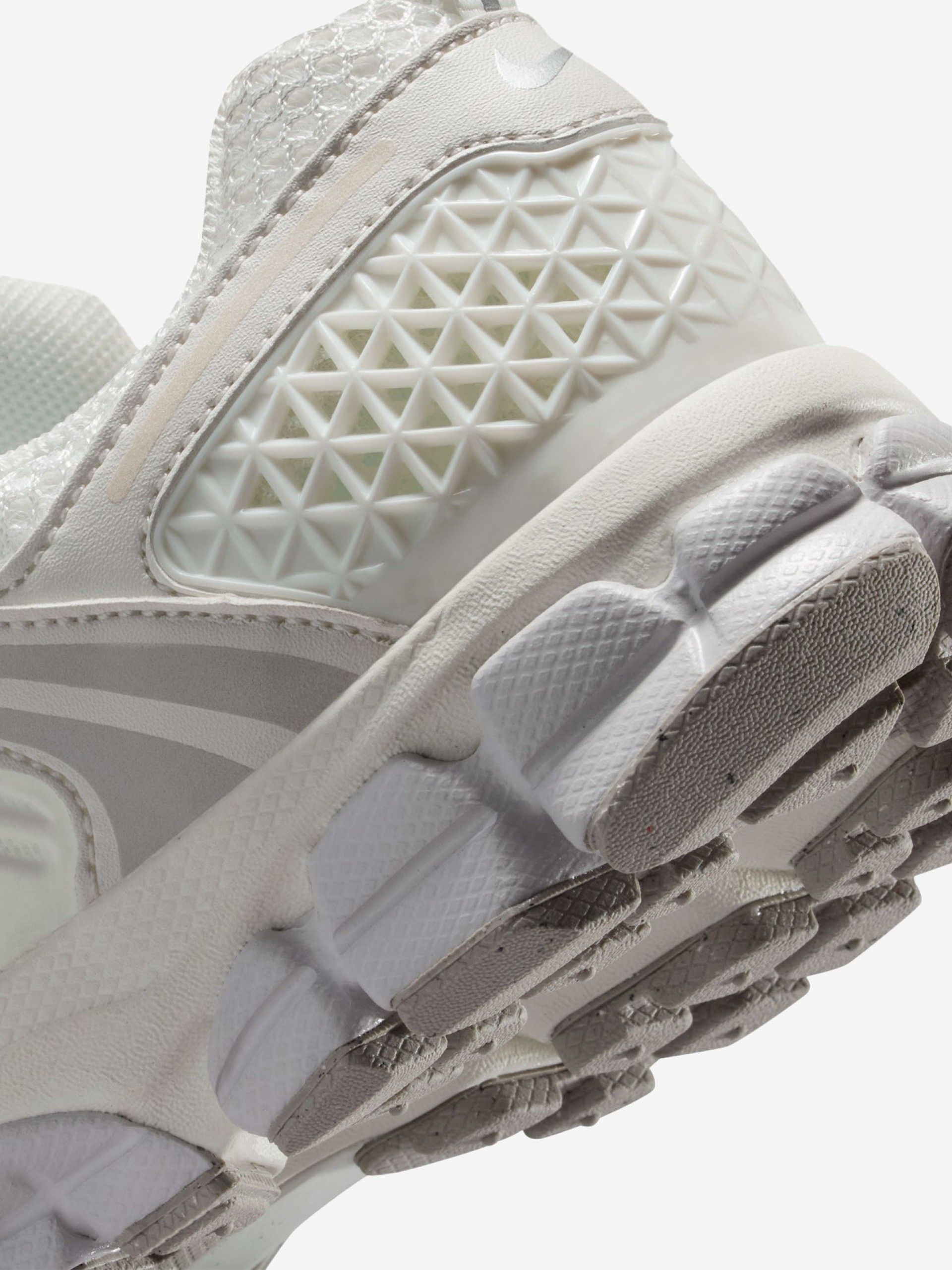 Sapatilhas Nike Vomero 5 Brancas e Cinzentas Júnior