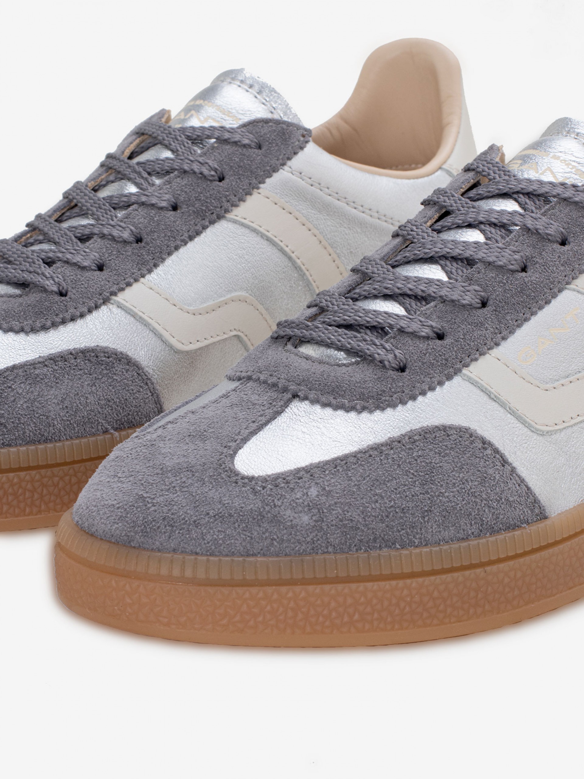 Zapatillas Gant Cuzima Plateadas De Piel y Gamuza Para Mujer