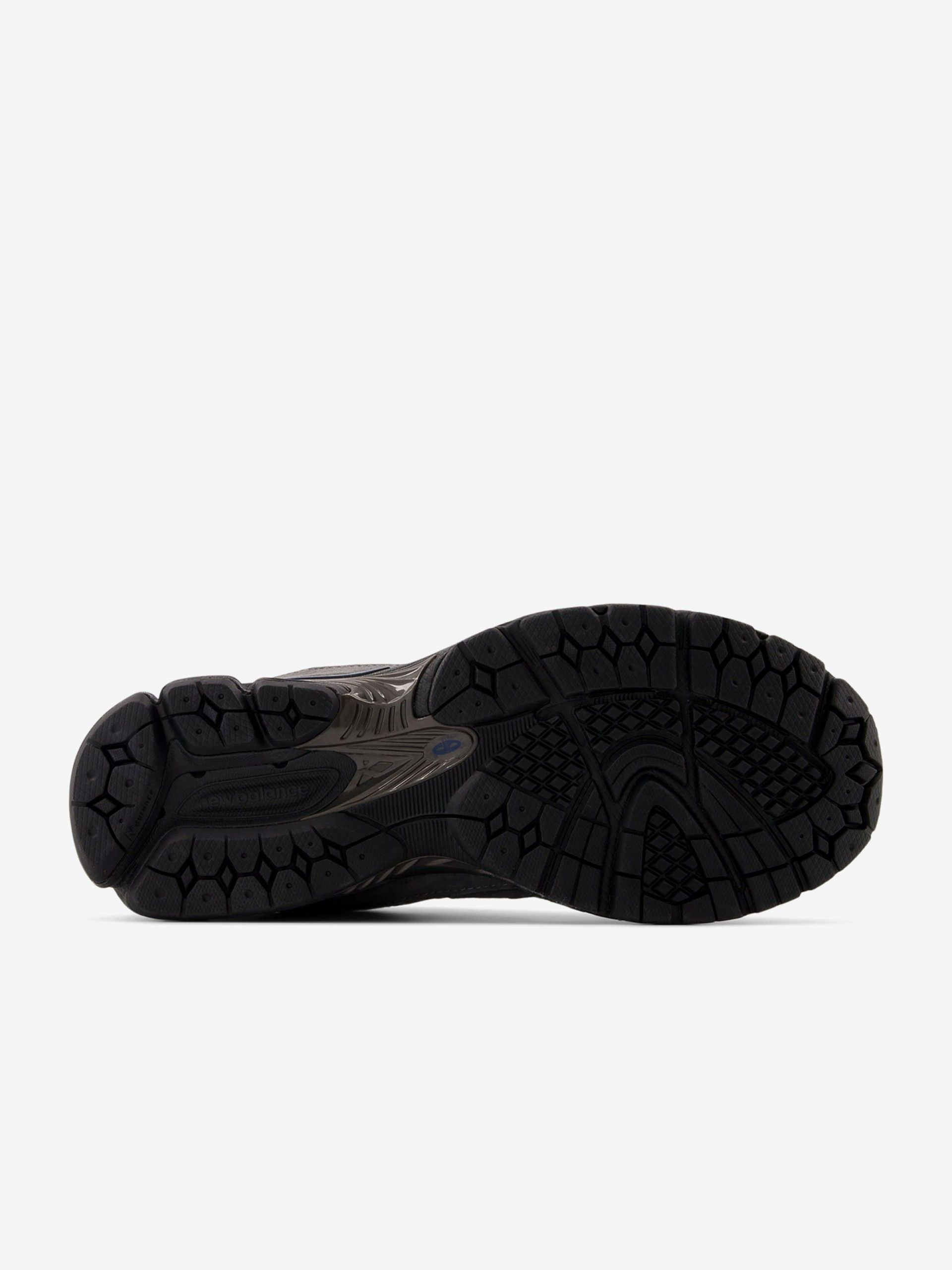 Zapatillas New Balance 2002 Grises