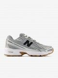 Zapatillas New Balance U740 Grises y Negras J