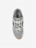 Zapatillas New Balance U740 Grises y Negras J