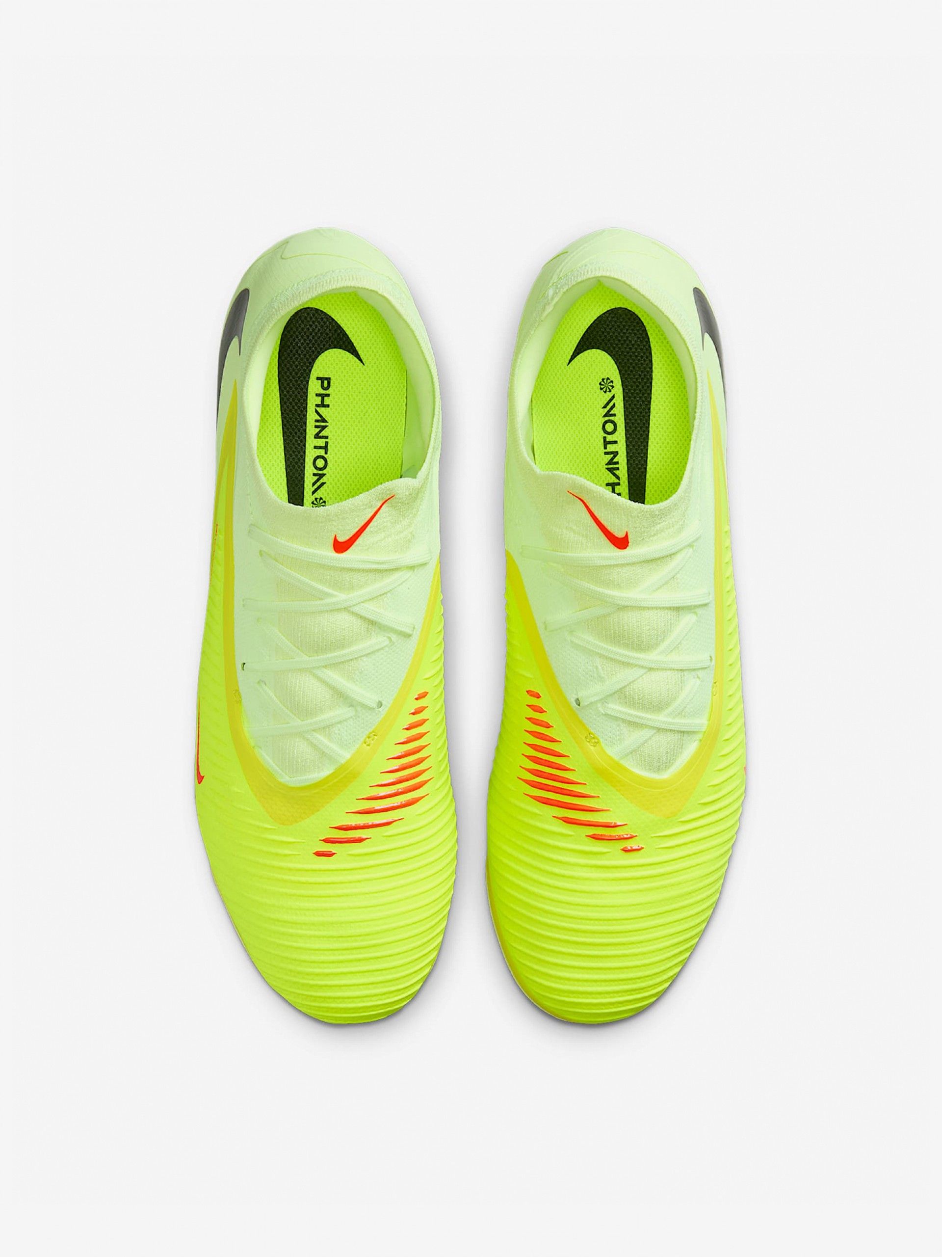 Nike Phantom 6 Low Pro FG Football Boots