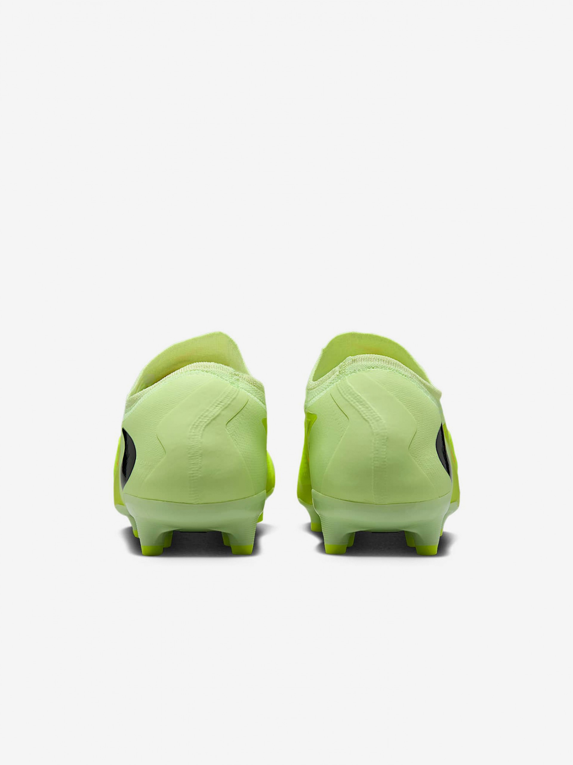 Nike Phantom 6 Low Pro AG Football Boots