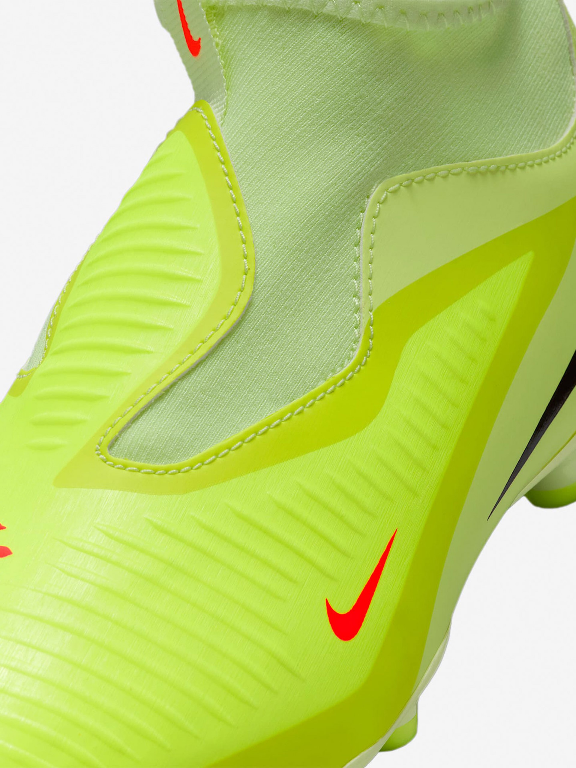 Nike Phantom 6 High Academy FG/MG J Football Boots