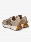Zapatillas New Balance WS327 V1 Beige