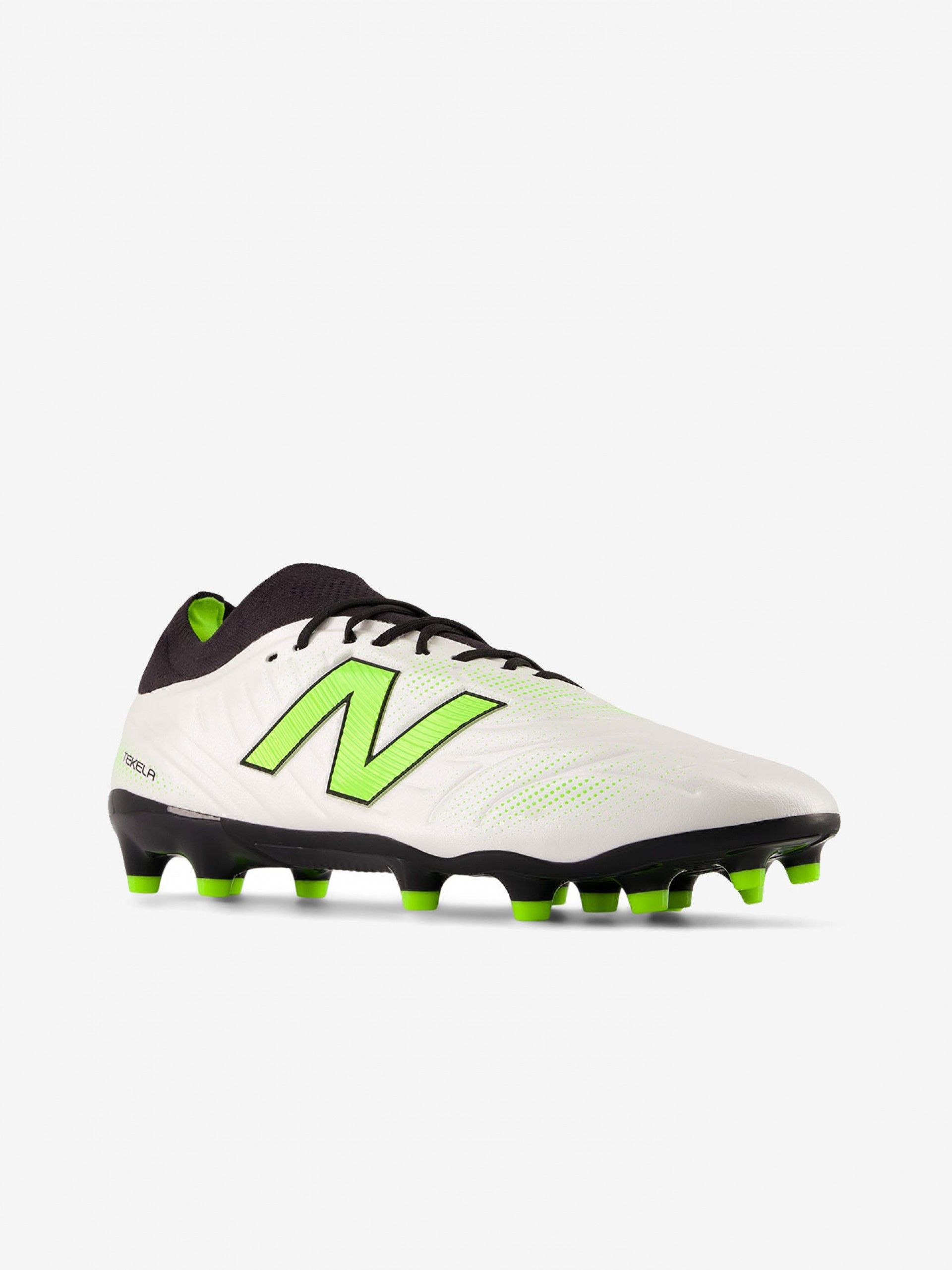 Chuteiras New Balance Tekela Pro Low Laced V5 MG