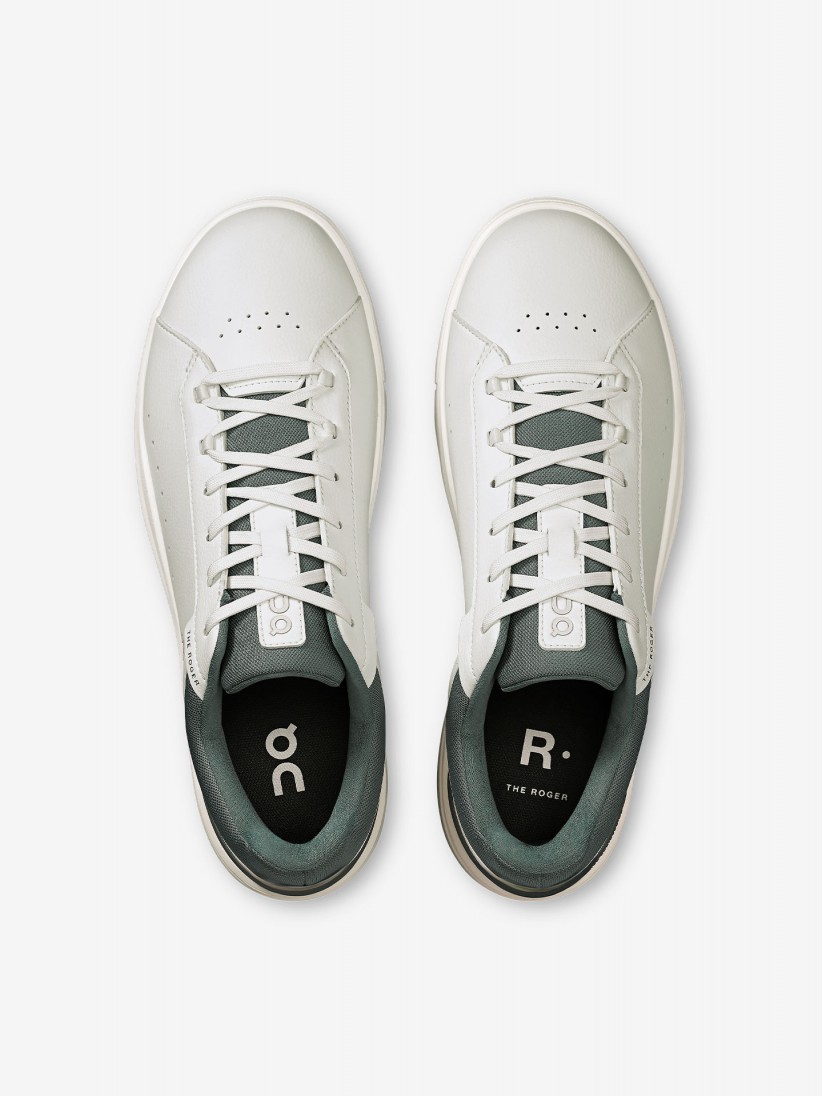 On Running The Roger Advantage White and Green Sneakers On Running The Roger Advantage White and Green Sneakers