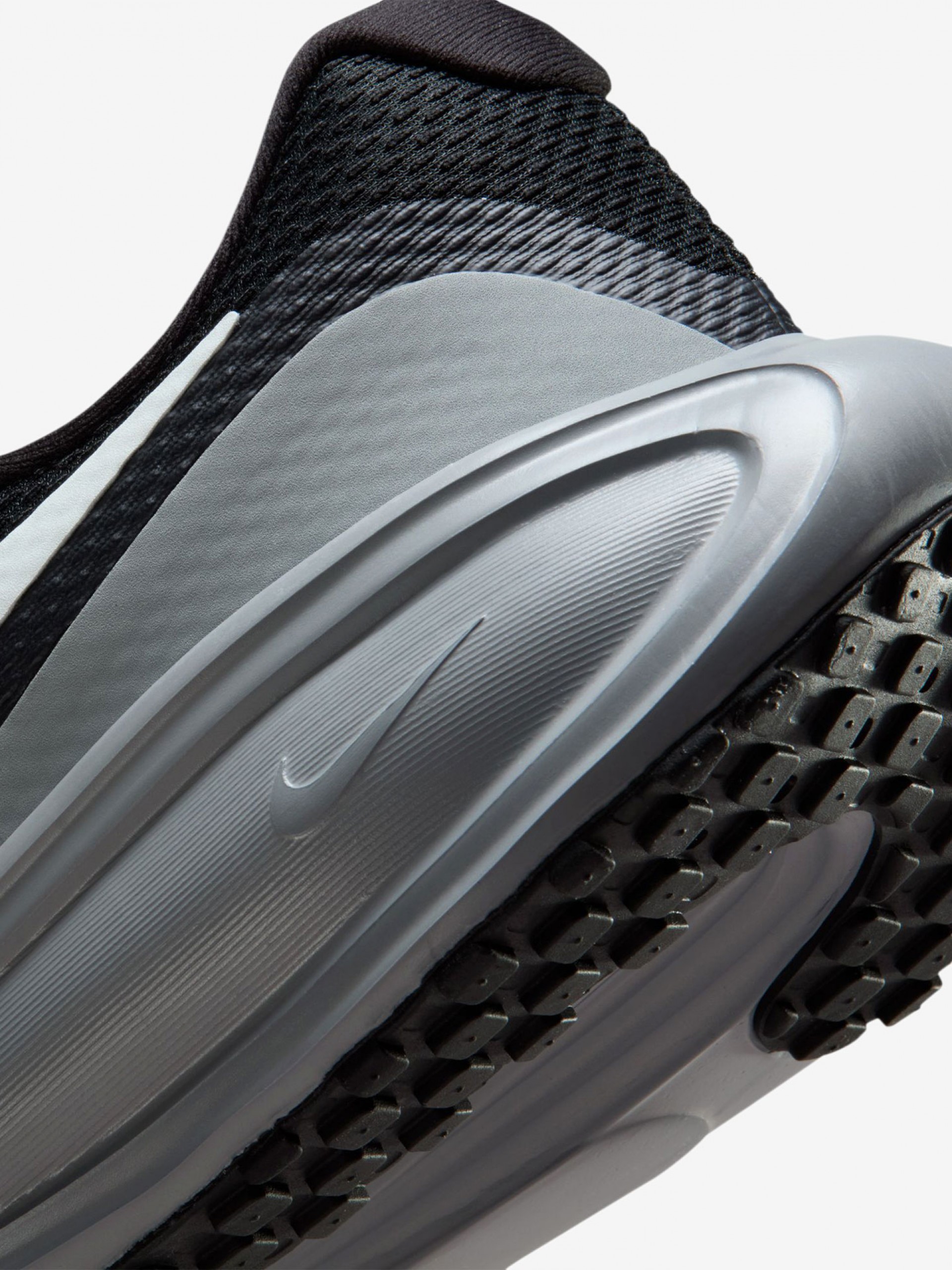 Nike Revolution 8 Black and Grey Running Trainers For Men