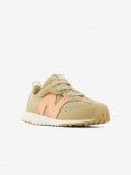 Zapatillas New Balance NW327 V1 Beige y Salmn
